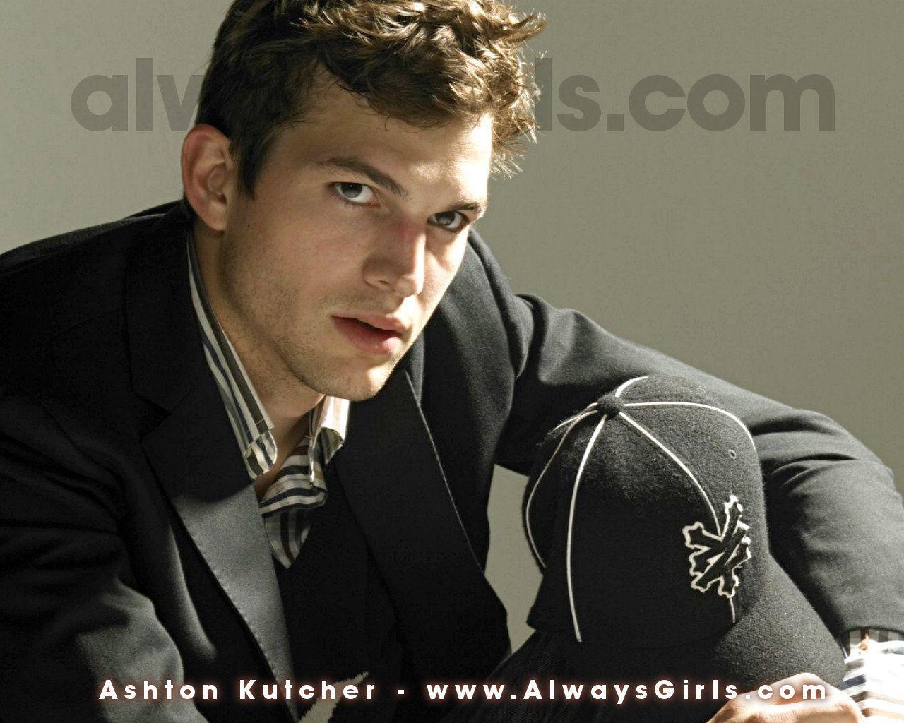 1280x1024 Ashton Kutcher Wallpaper: Ashton Kutcher=*. Ashton kutcher, Handsome actors, Gorgeous men
