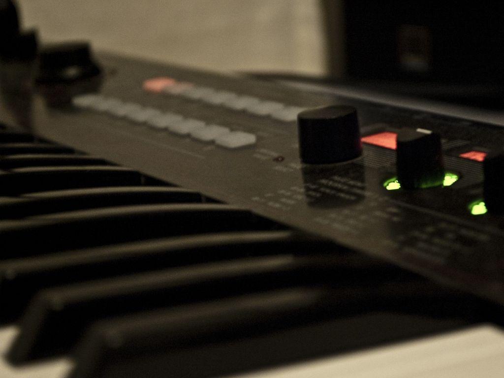 1024x768 Korg Wallpaper