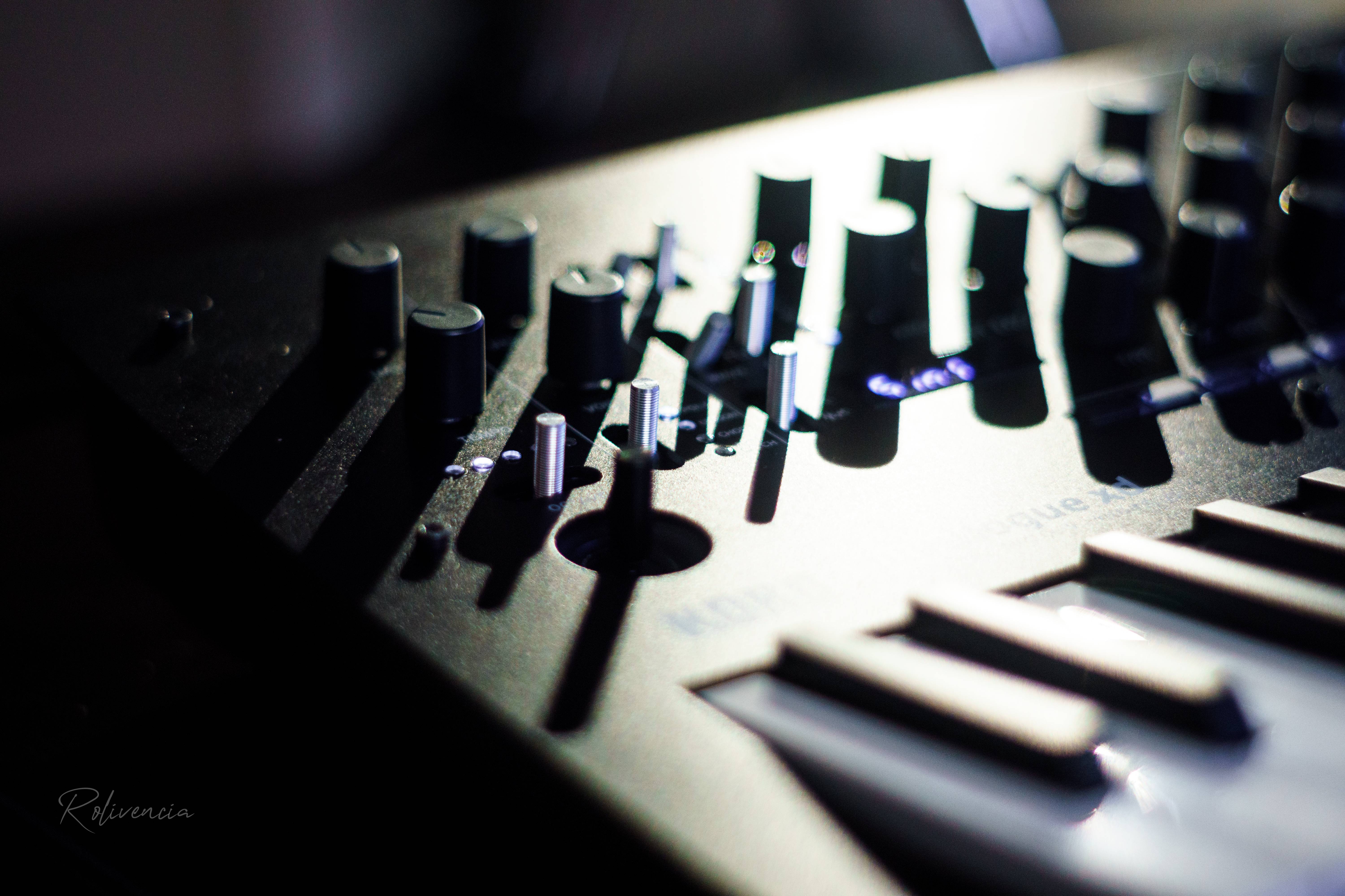 6000x4000 Minilogue xd free wallpaper
