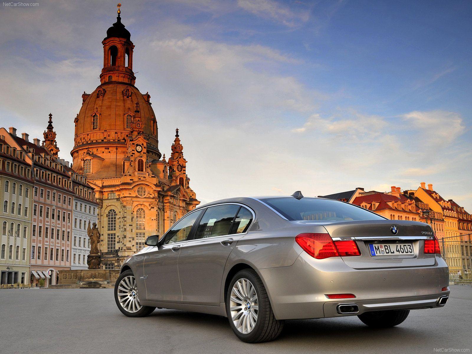 1600x1200 BMW 7 Series F01 F02 Picture. BMW Photo Gallery