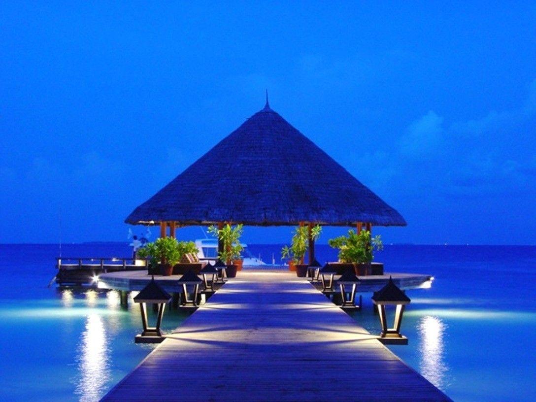 1088x816 Night Beach Wallpaper