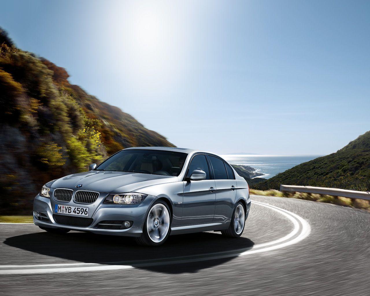 1280x1024 BMW E90 Wallpaper
