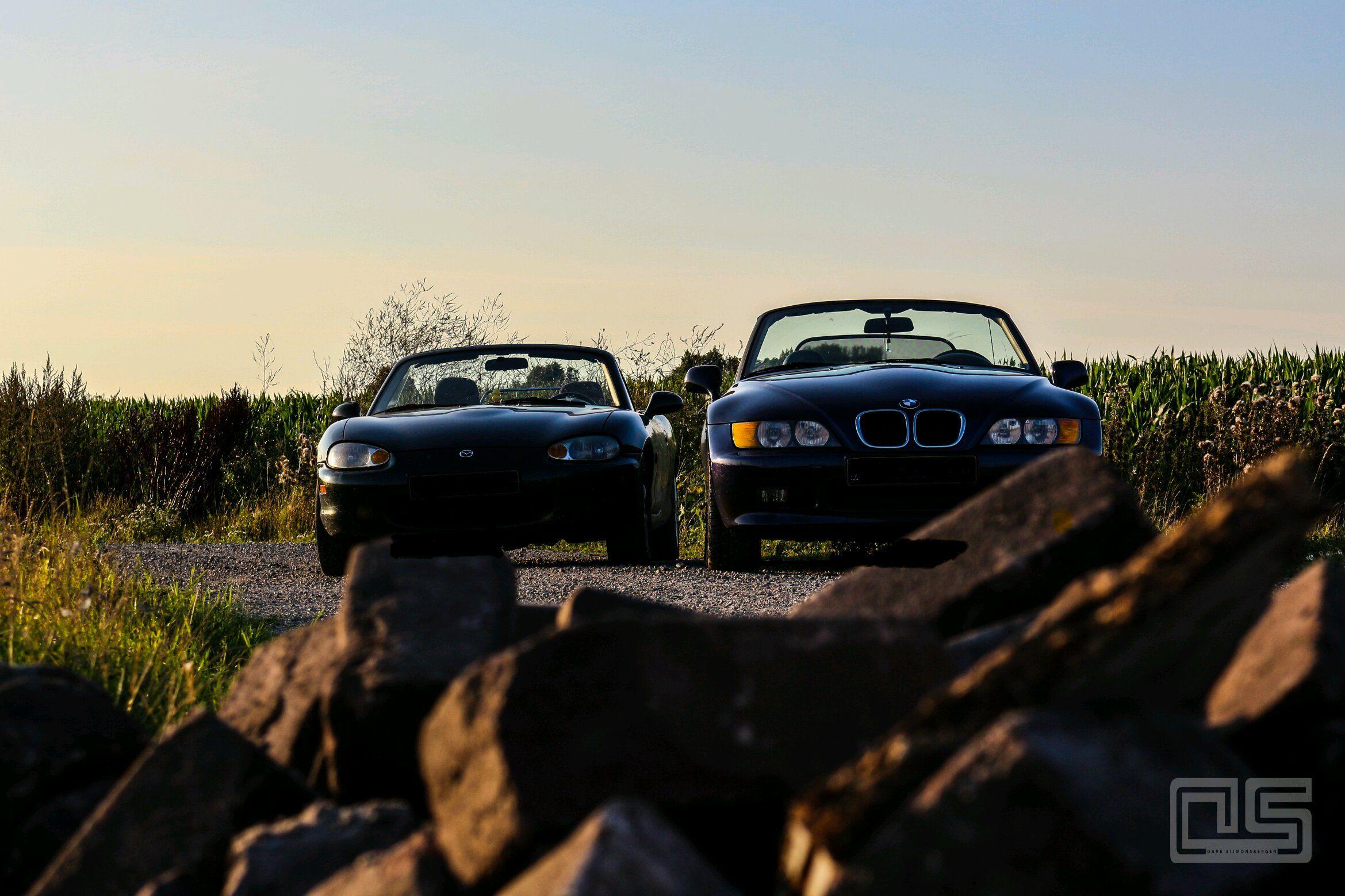 2339x1559 Nice mx5 and my BMW Z3 made by me and my canon EOS 700d