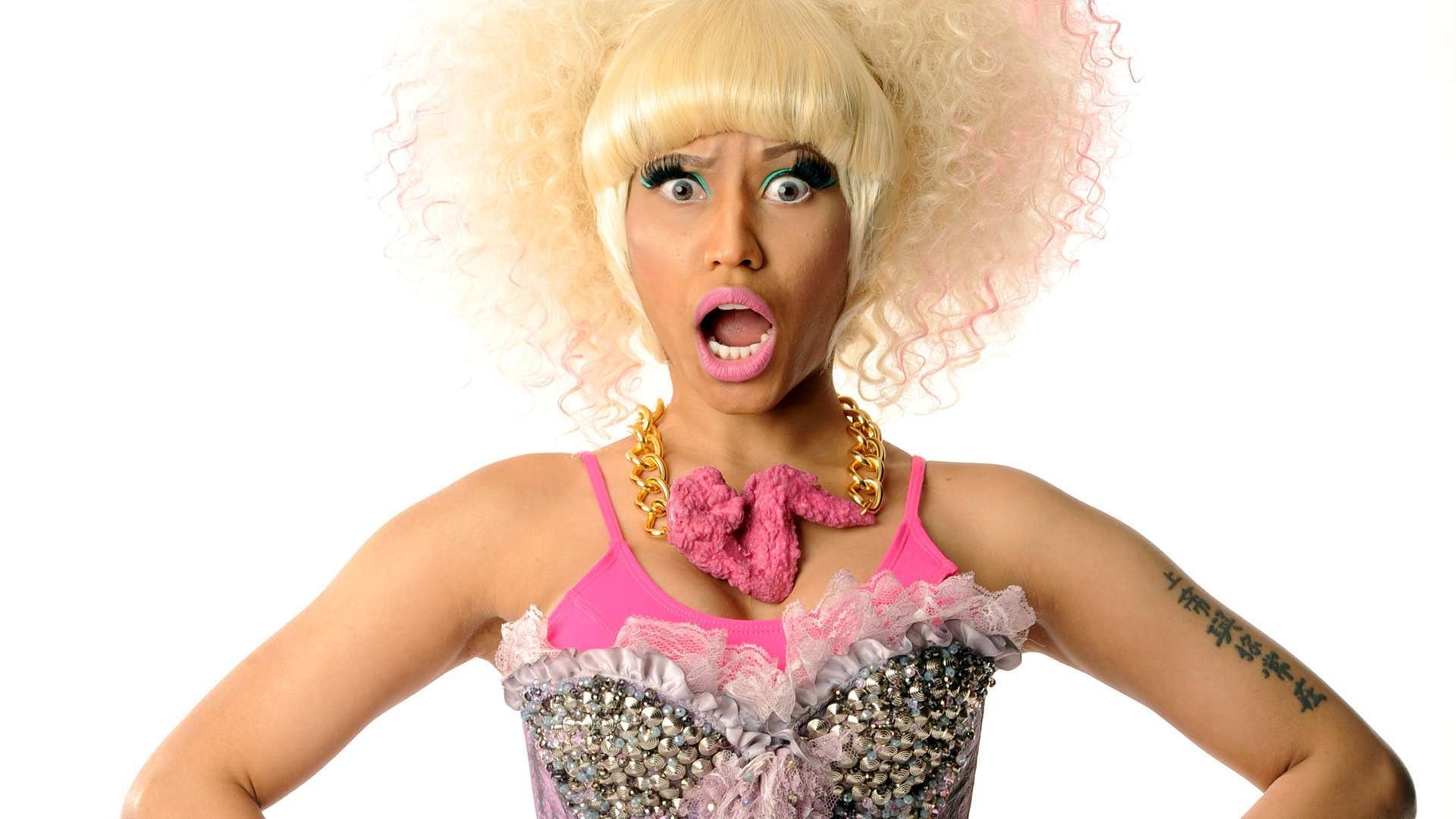 4. "Nicki Minaj Pink Friday Nail Polish Set" - wide 10