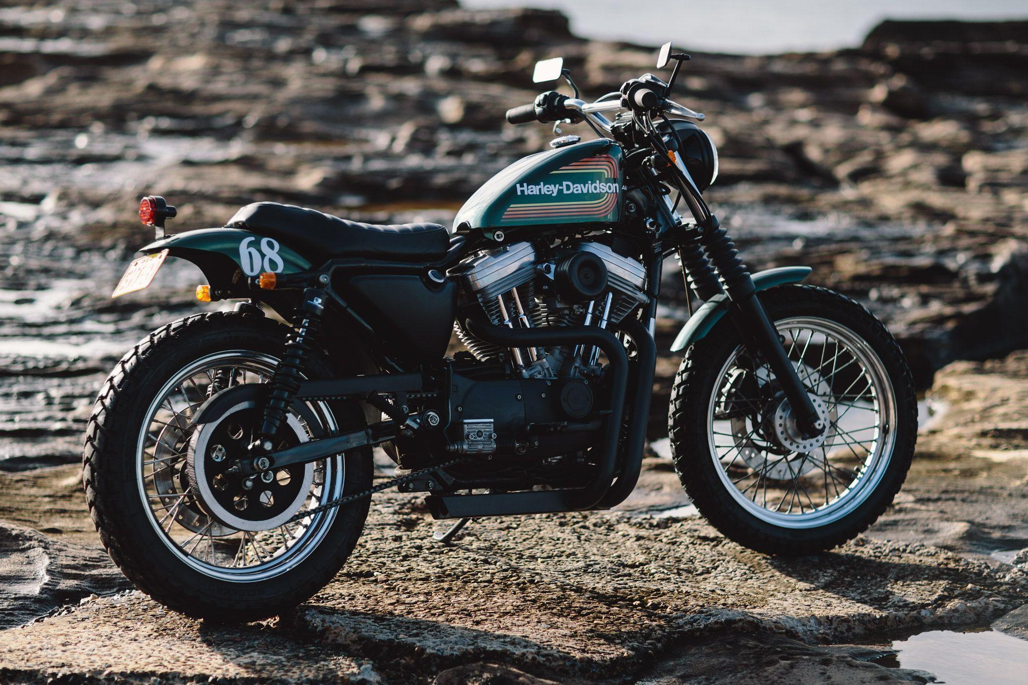 2048x1365 Old School Harley Davidson Motorcycle Wallpaper