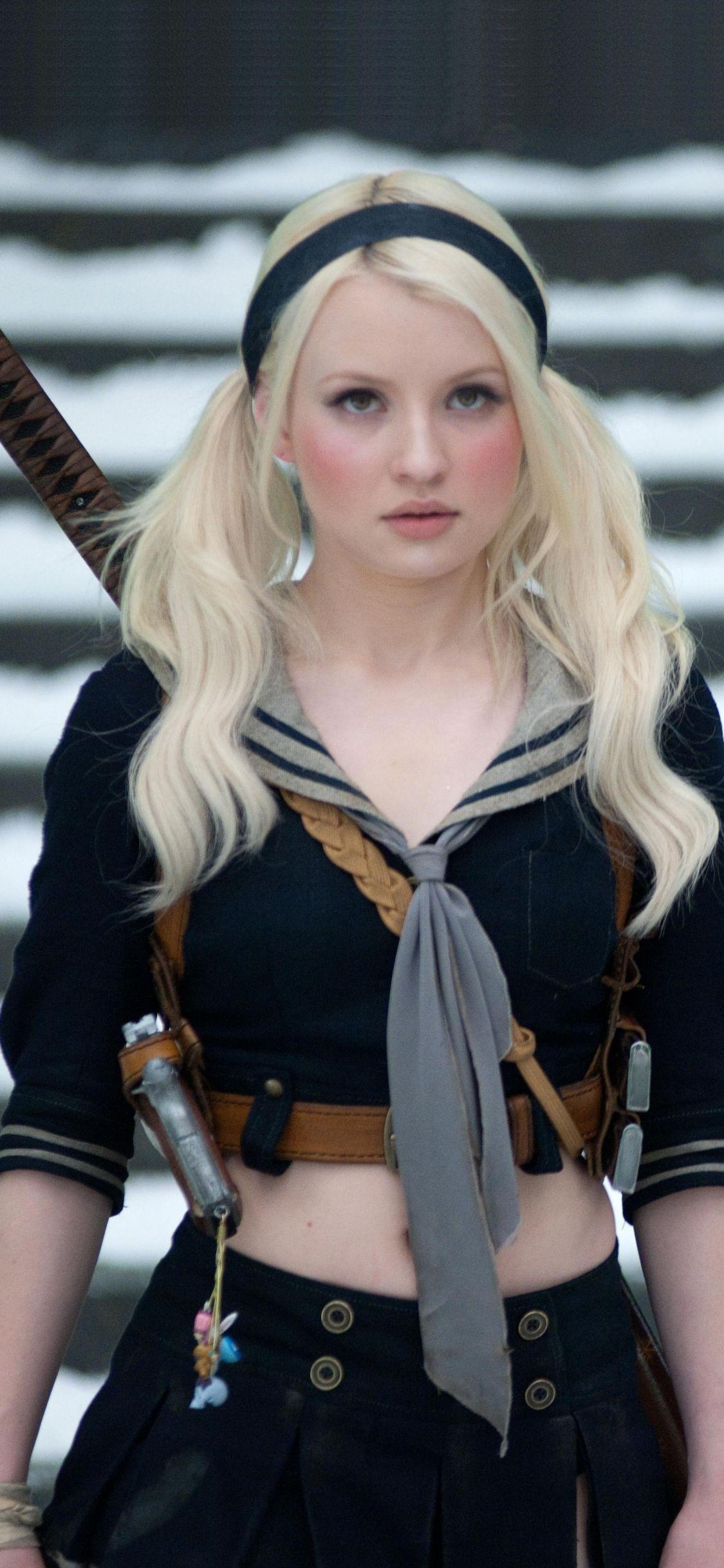 1125x2436 Download 1125x2436 wallpaper emily browning, sucker punch, actress, movie, iphone x 1125x2436 HD image, background, 4381