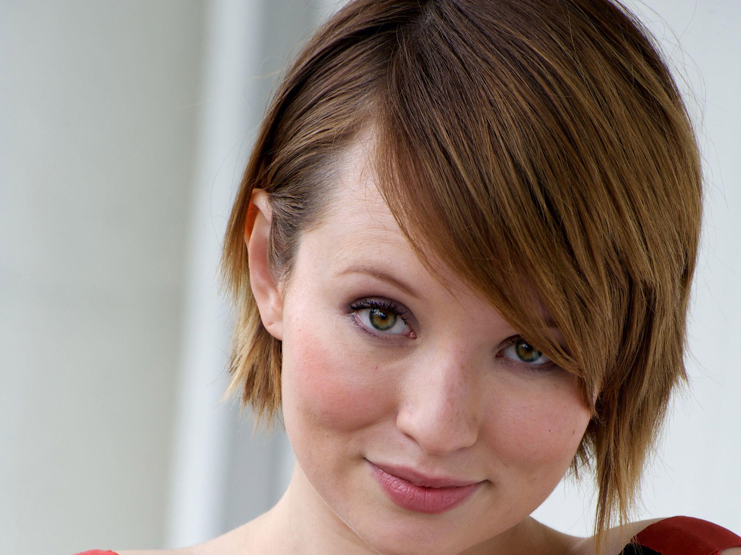2560x1920 Free download Emily Browning Desktop Wallpaper for HD Widescreen and Mobile [2560x1920] for your Desktop, Mobile & Tablet. Explore Emily Browning Wallpaper. Free Browning Wallpaper, Browning Wallpaper