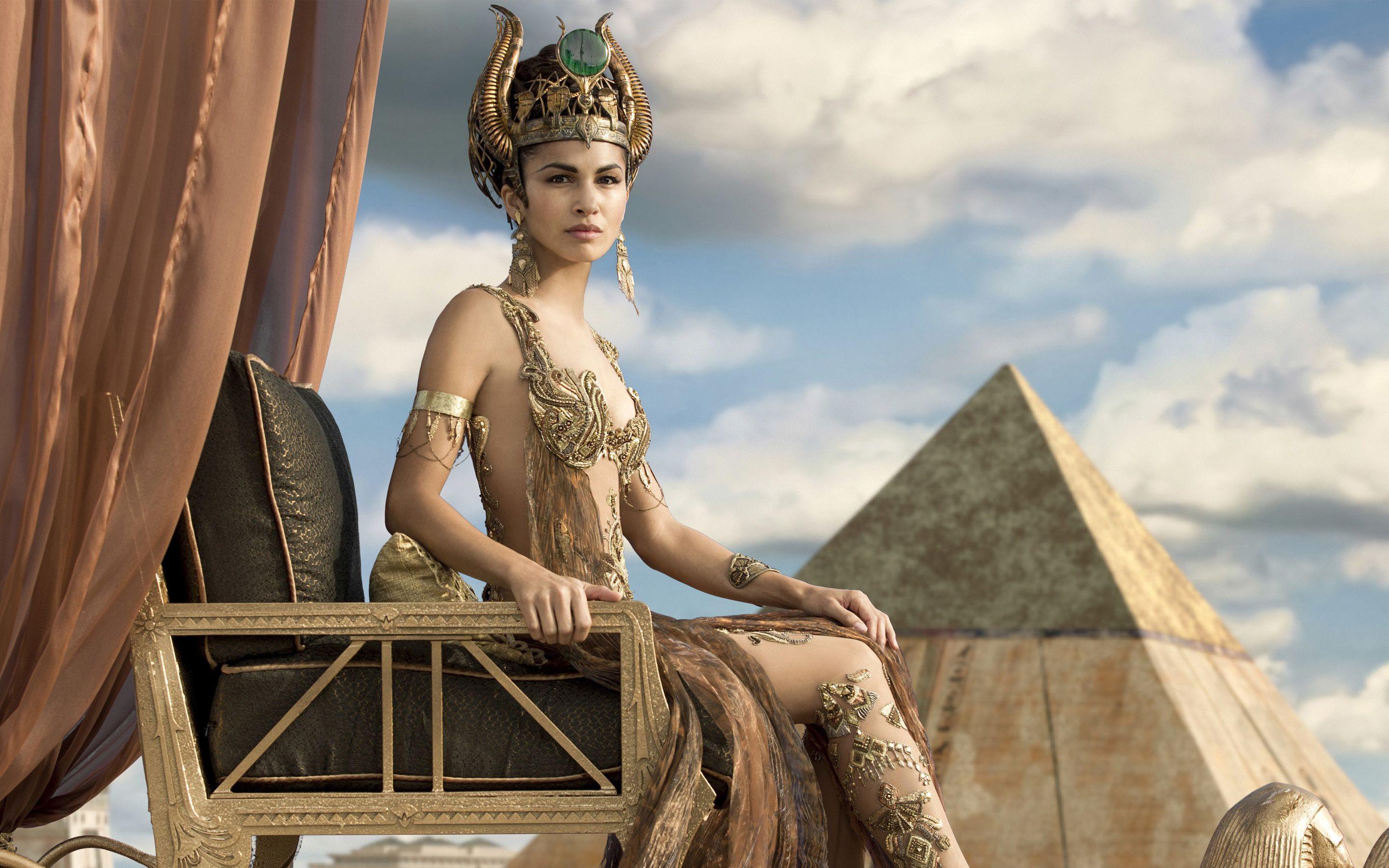 2880x1800 Hathor 4K wallpaper for your desktop or mobile screen free and easy to download