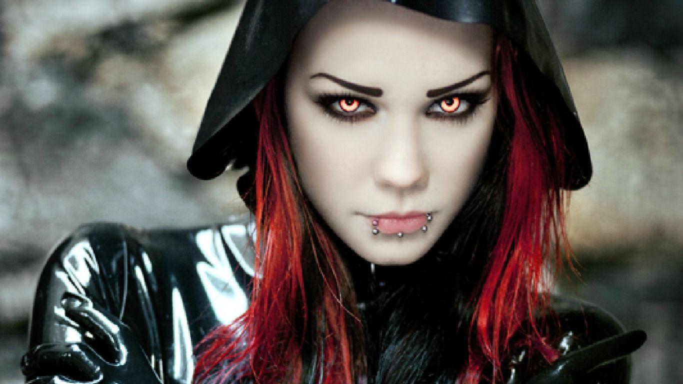 1366x768 Gothic Girl Wallpaper