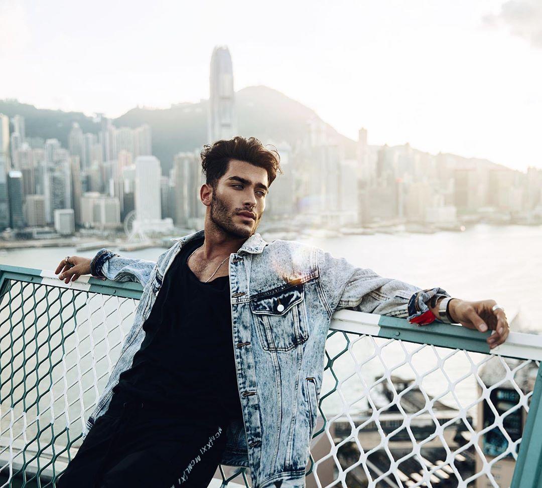 1080x973 Toni Mahfud Wallpaper