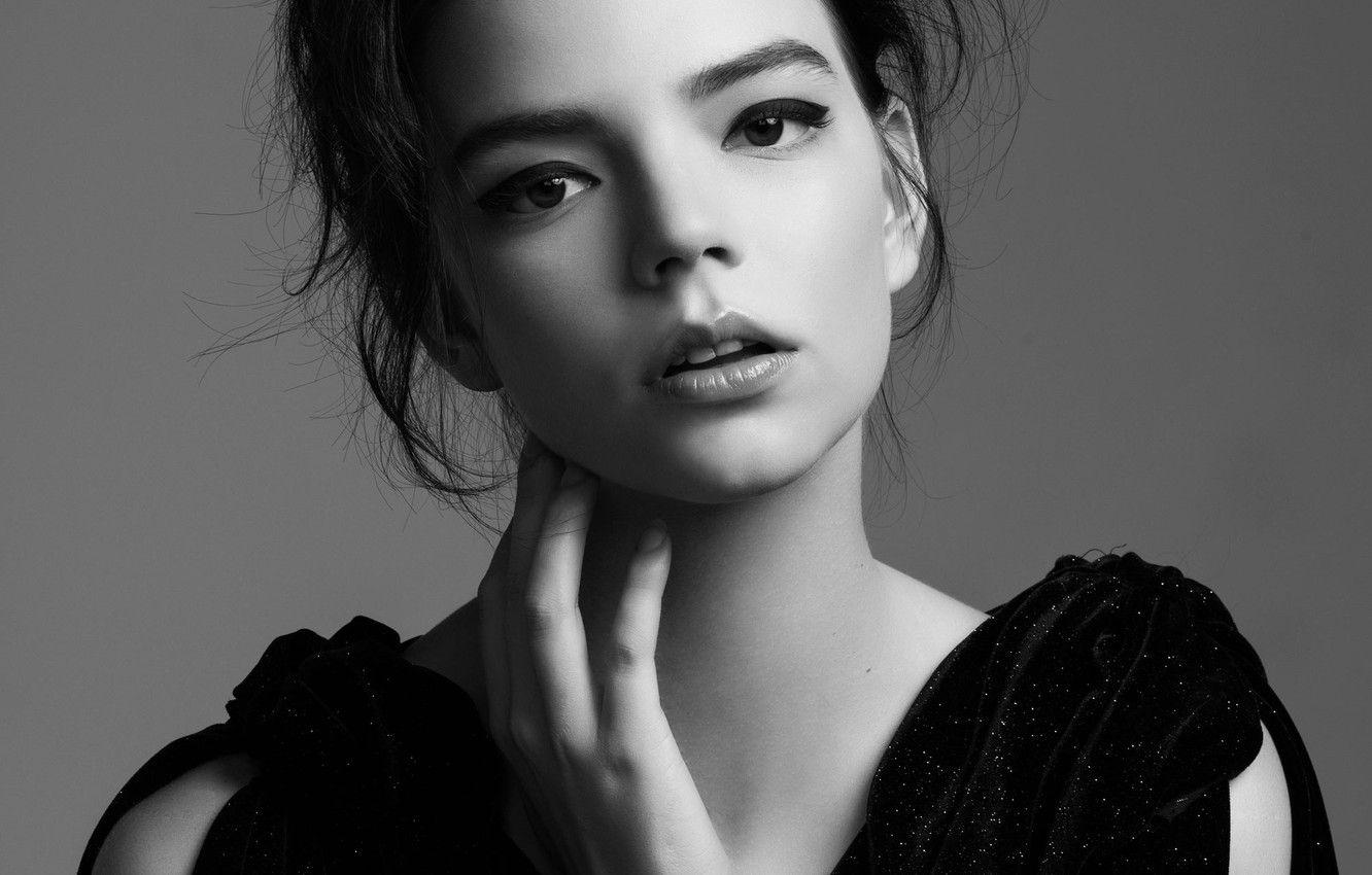 1332x850 Wallpaper Photo, Background, Model, Portrait, Makeup, Dress, Actress, Brunette, Hairstyle, Black And White, Beauty, Just Jared, Justin Campbell, Anya Taylor Joy, Anya Taylor Joy Image For Desktop, Section девушки