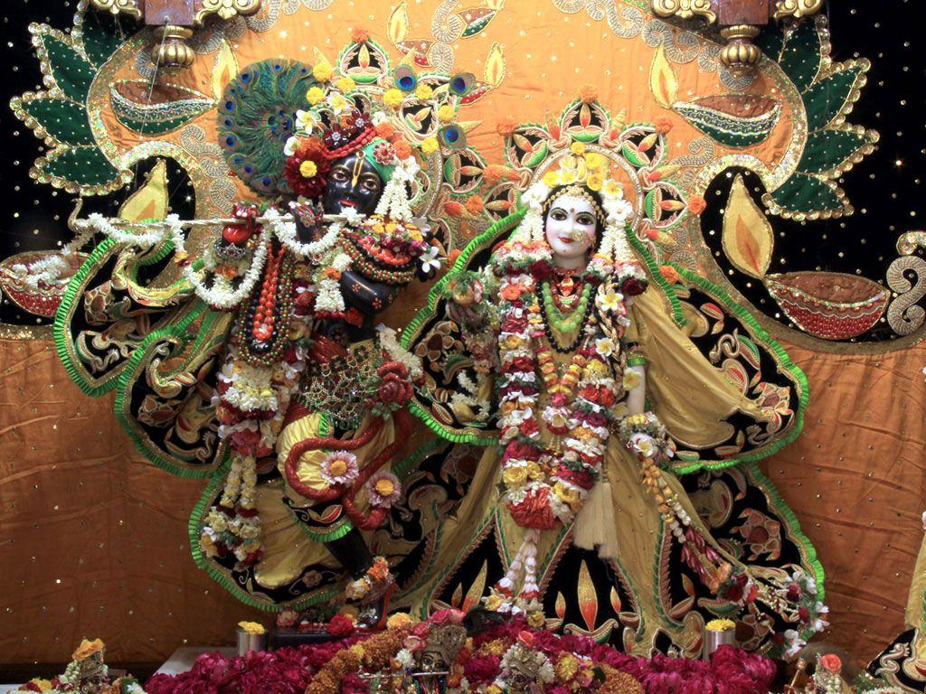 1024x768 FREE God Wallpaper: ISKCON Radha Krishna Wallpaper