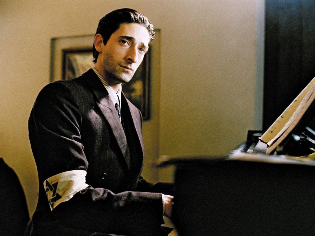 1024x768 Adrien Brody Wallpaper 26353 5834474 آریامووی