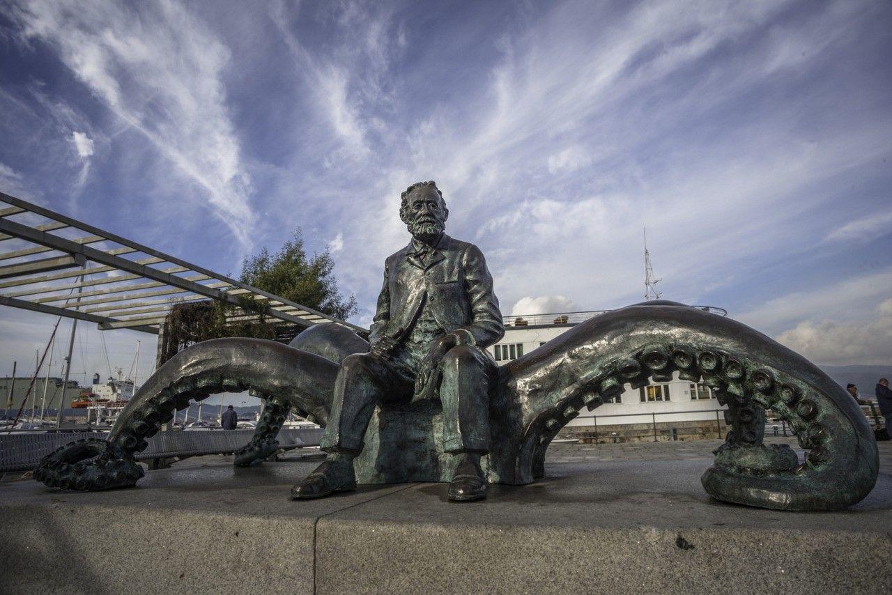 1280x854 Jules Verne Fantasy Art Sculpture Octopus Writers Statue Artwork Spain Vigo Boat Clouds Ship Wallpaper:1280x854