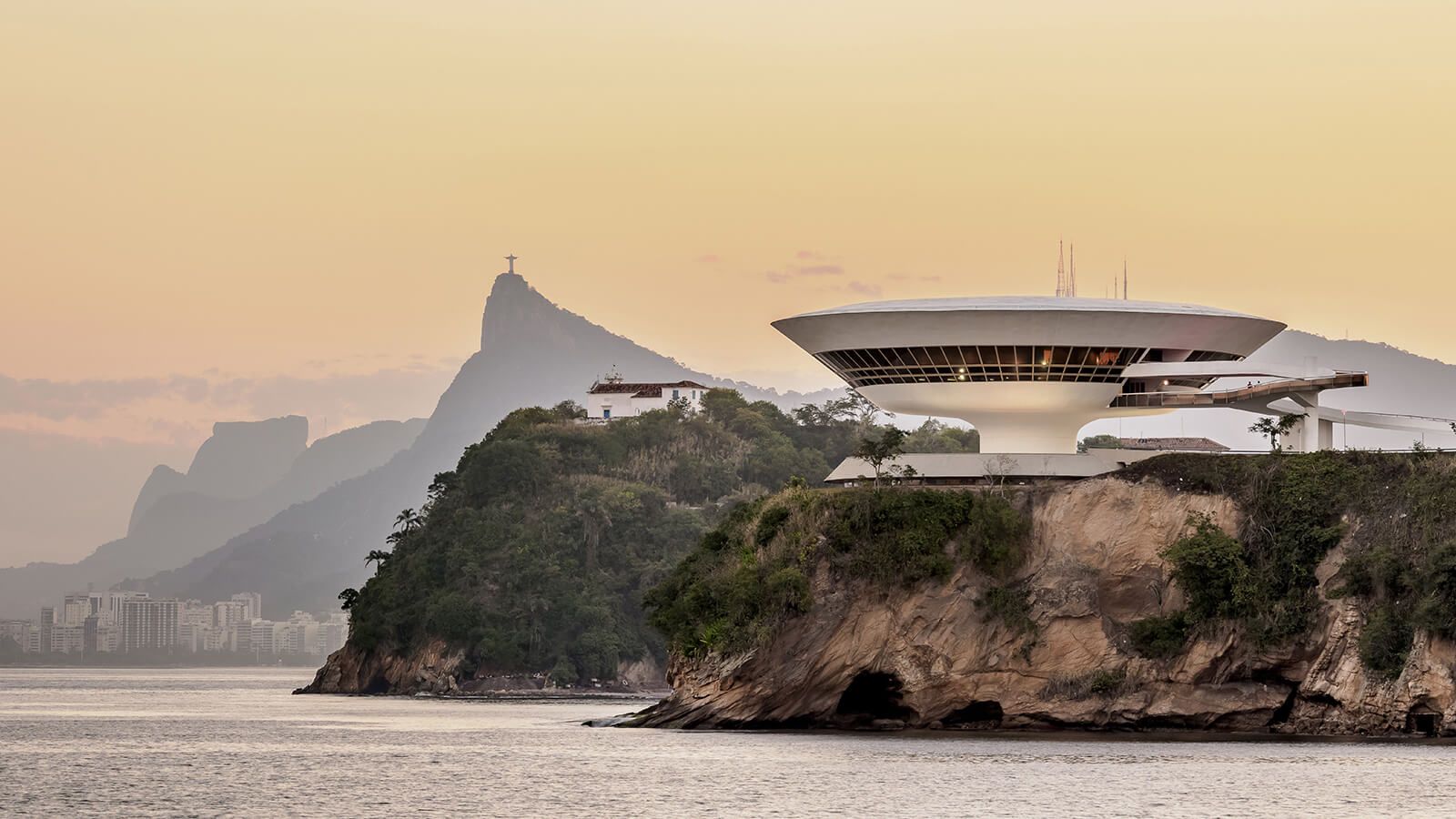 1600x900 Dans les pas d'Oscar Niemeyer à Niterói I Ailleurs, le magazine de Comptoir des Voyages