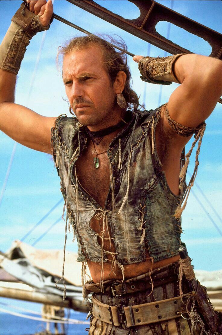 736x1112 Kevin Costner in Waterworld, 1995