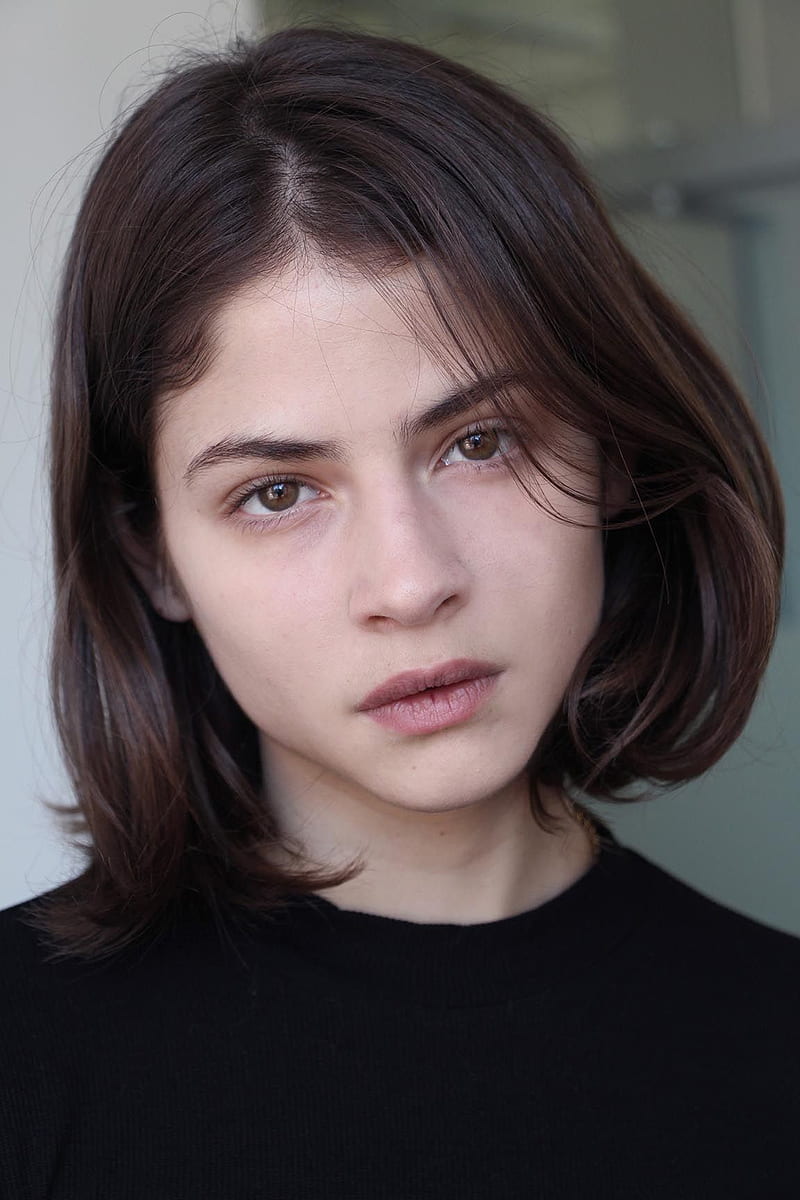 800x1200 Alba Galocha, women, model, brunette, dark hair, Spanish, short hair, face, pale, HD phone wallpaper