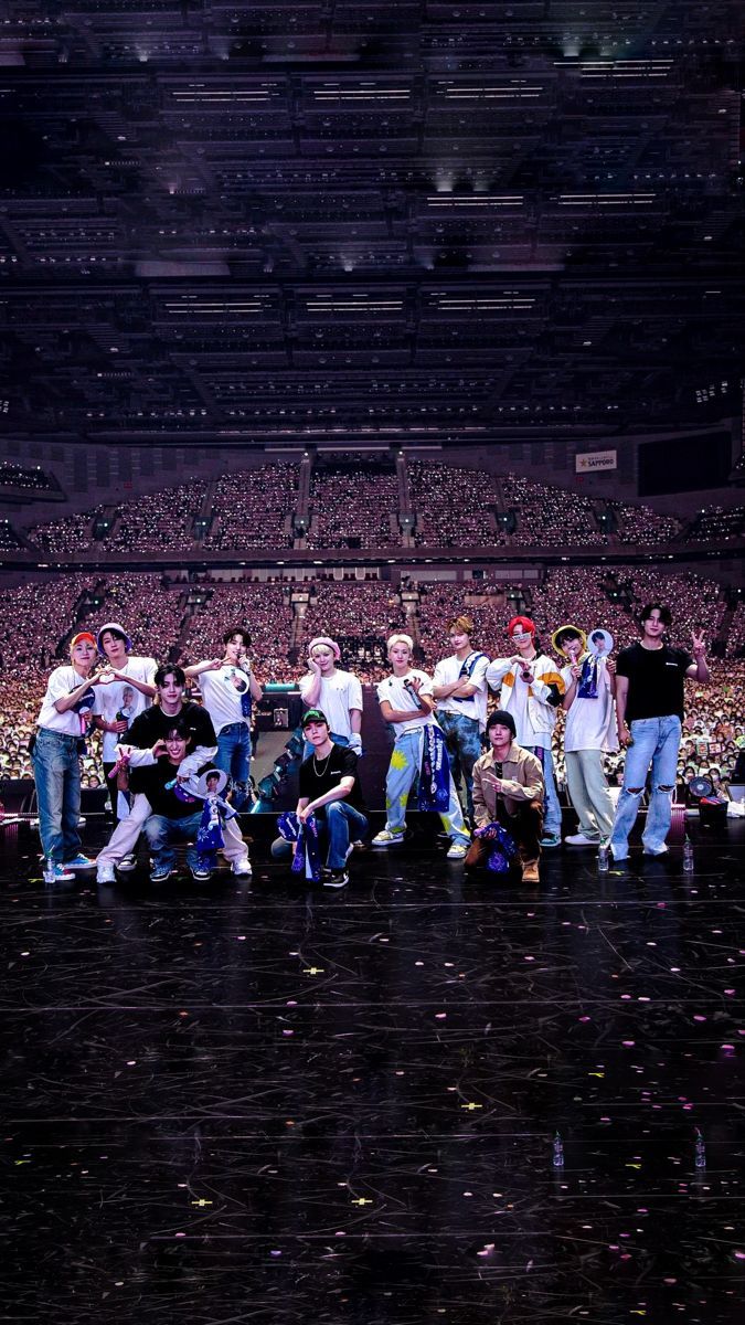 675x1200 Seventeen Concert Wallpaper