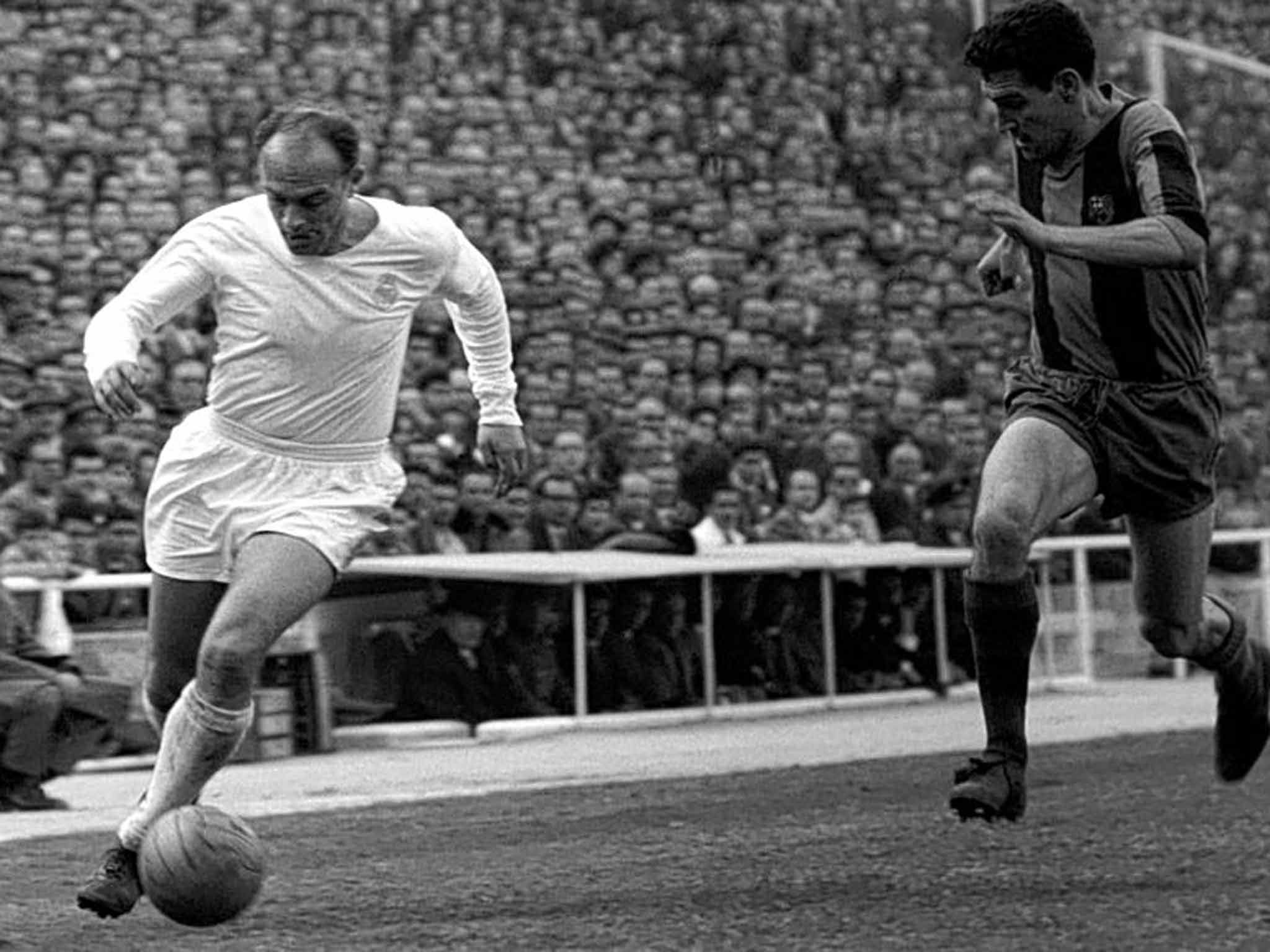 2048x1536 Alfredo Di Stéfano Wallpaper