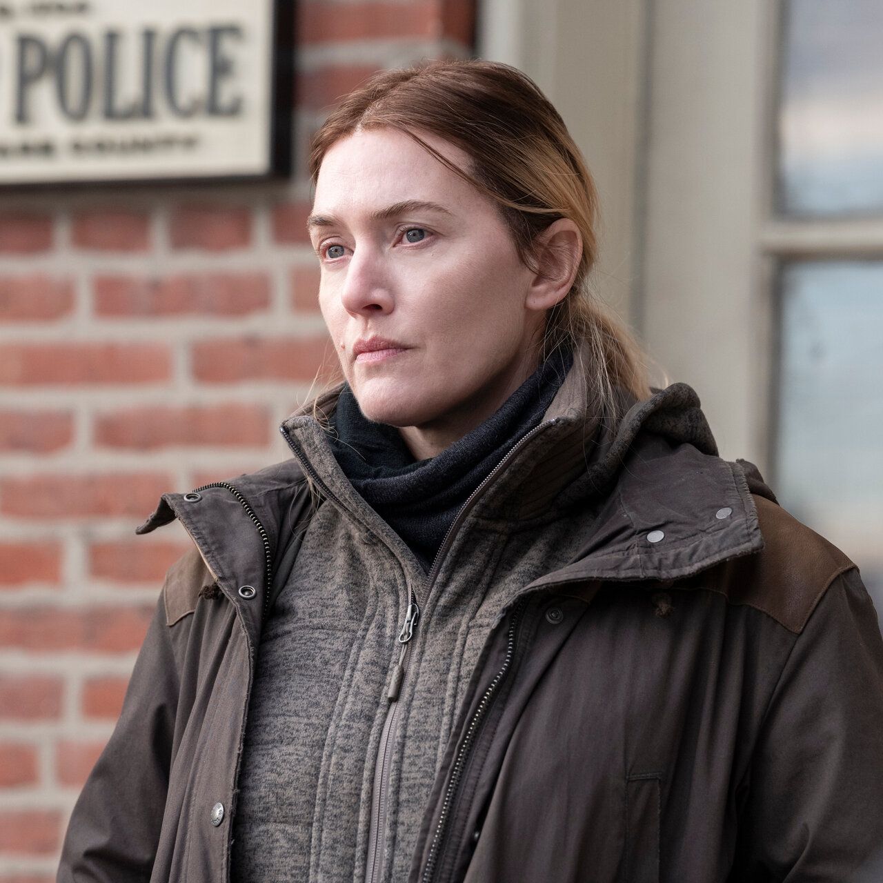 1280x1280 Review: Kate Winslet Returns To HBO, Now As A Small Town Cop