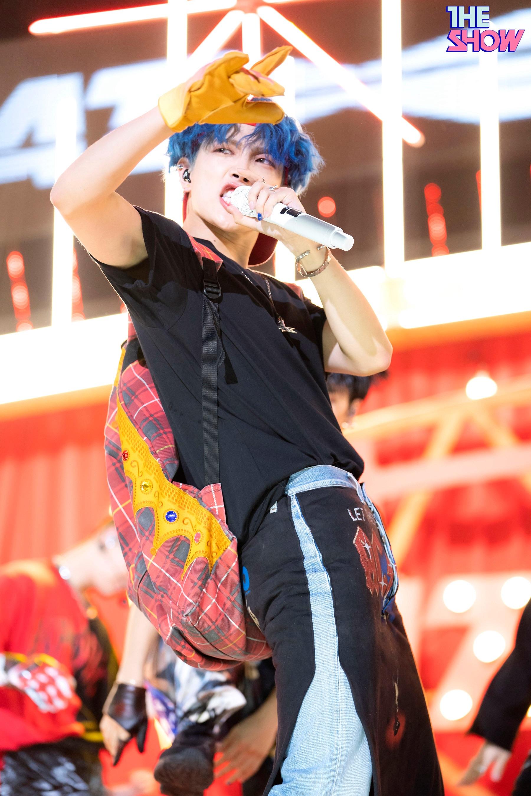 1800x2700 Throwback: ATEEZ (200901 Performance Photo) SBS THE SHOW