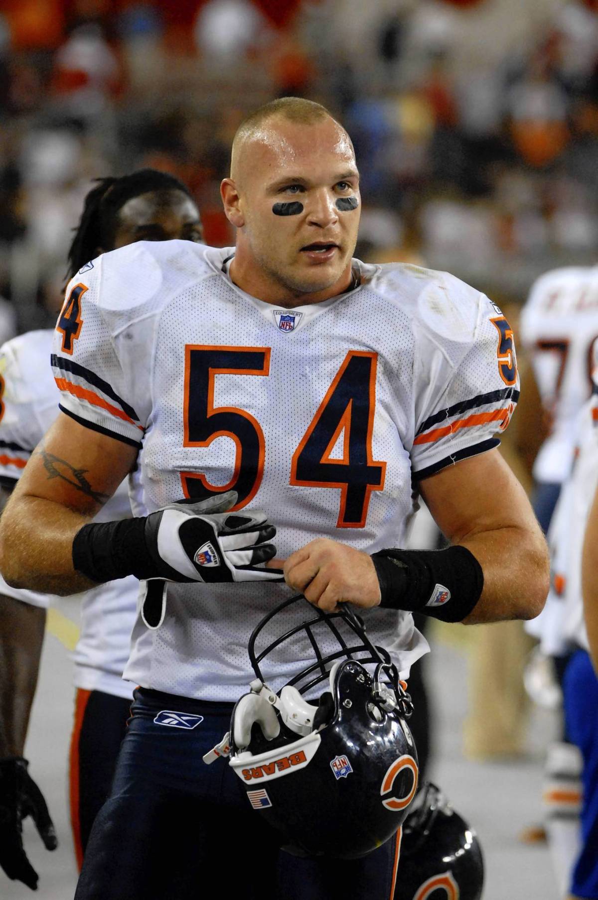 1200x1807 Photos: Brian Urlacher