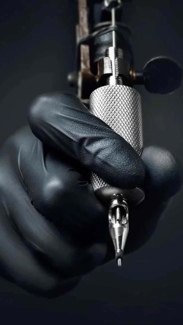 736x1308 Tattoo artist wallpaper background. Tattoo studio wallpaper, Tattoo machine wallpaper background, Tattoo machine art