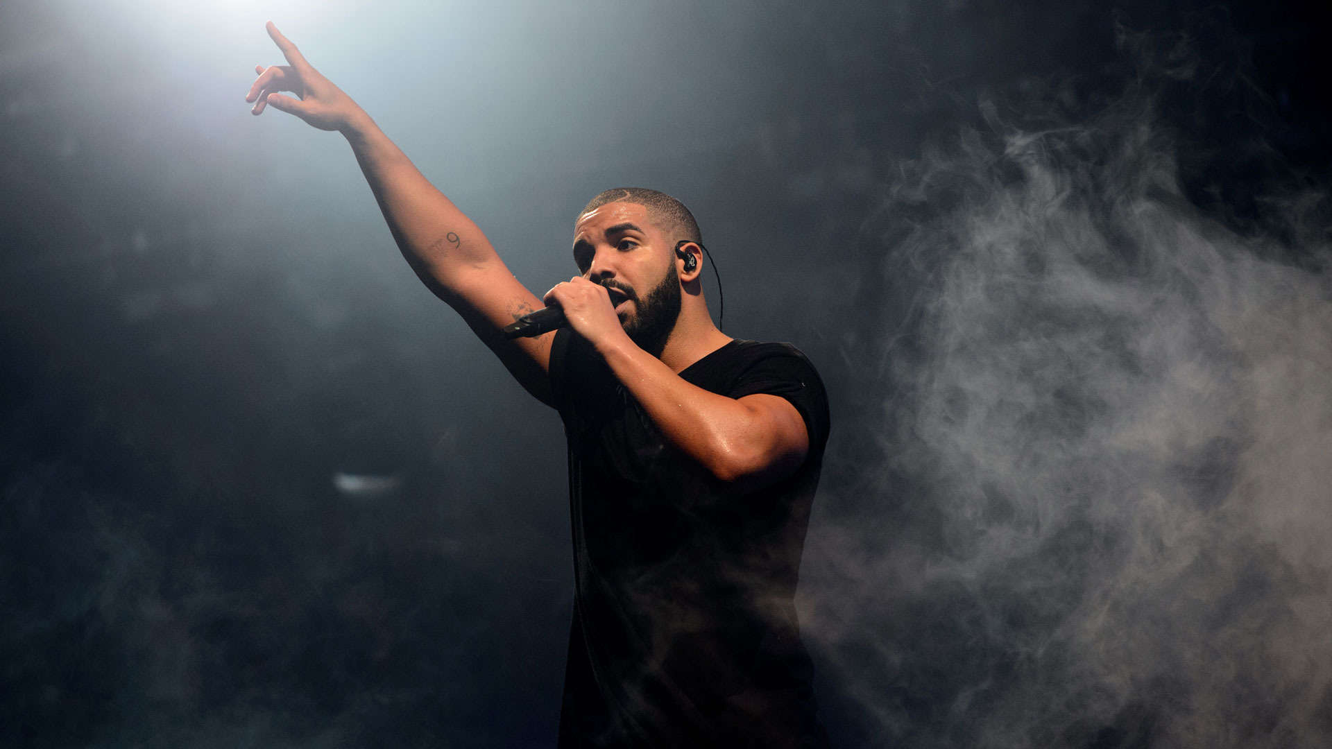 1920x1080 Drake Hd Desktop Wallpaper 1080p Hdwallwide.com_