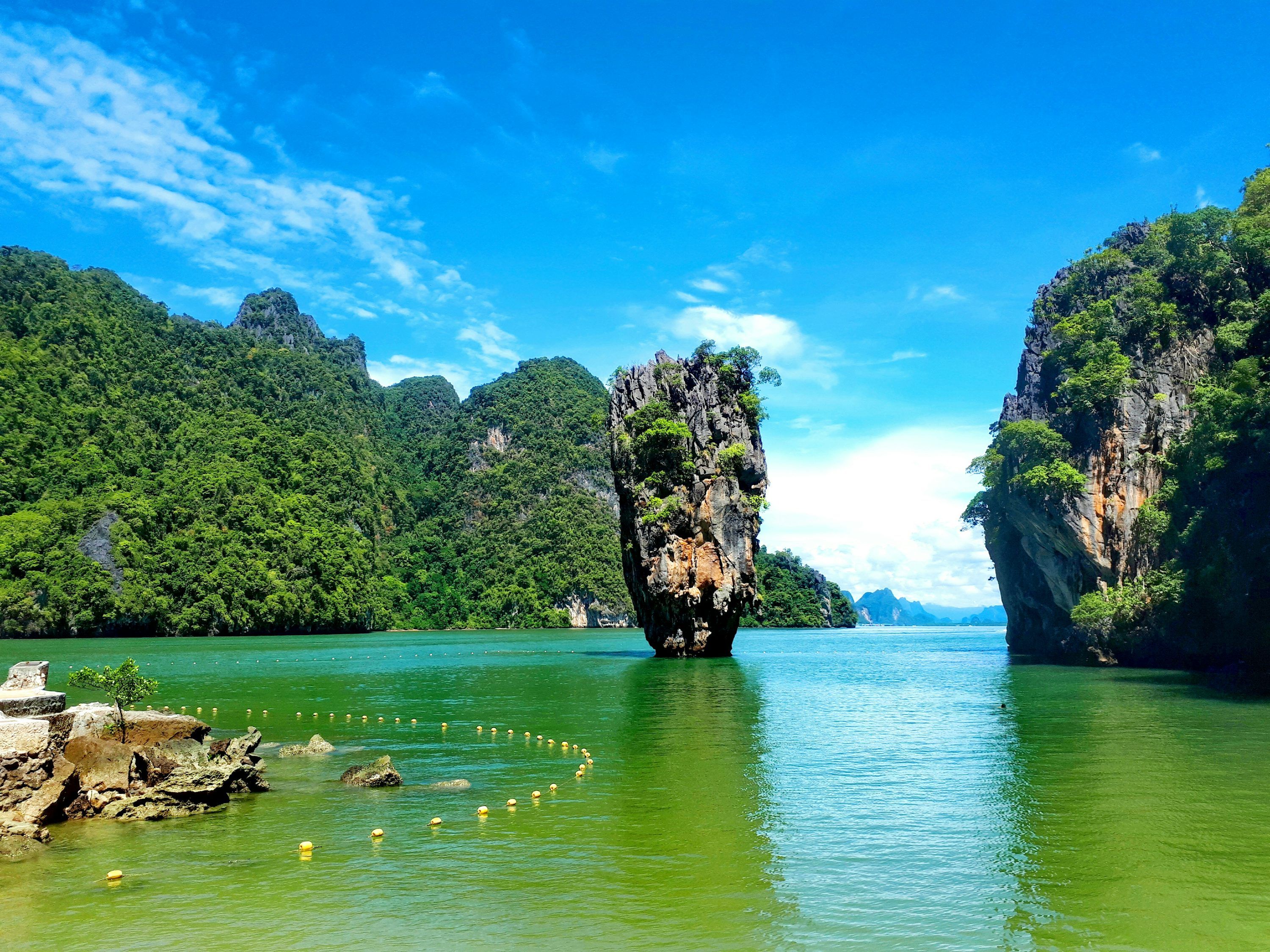 3000x2250 James Bond Island Picture. Download Free Image