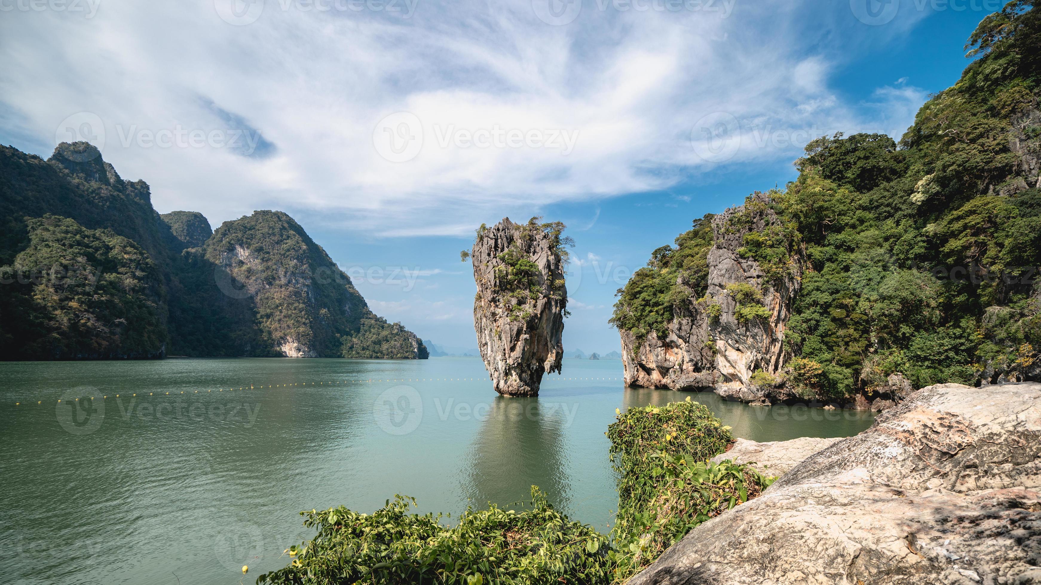 3484x1960 James Bond Island in Phang Nga Bay, Thailand