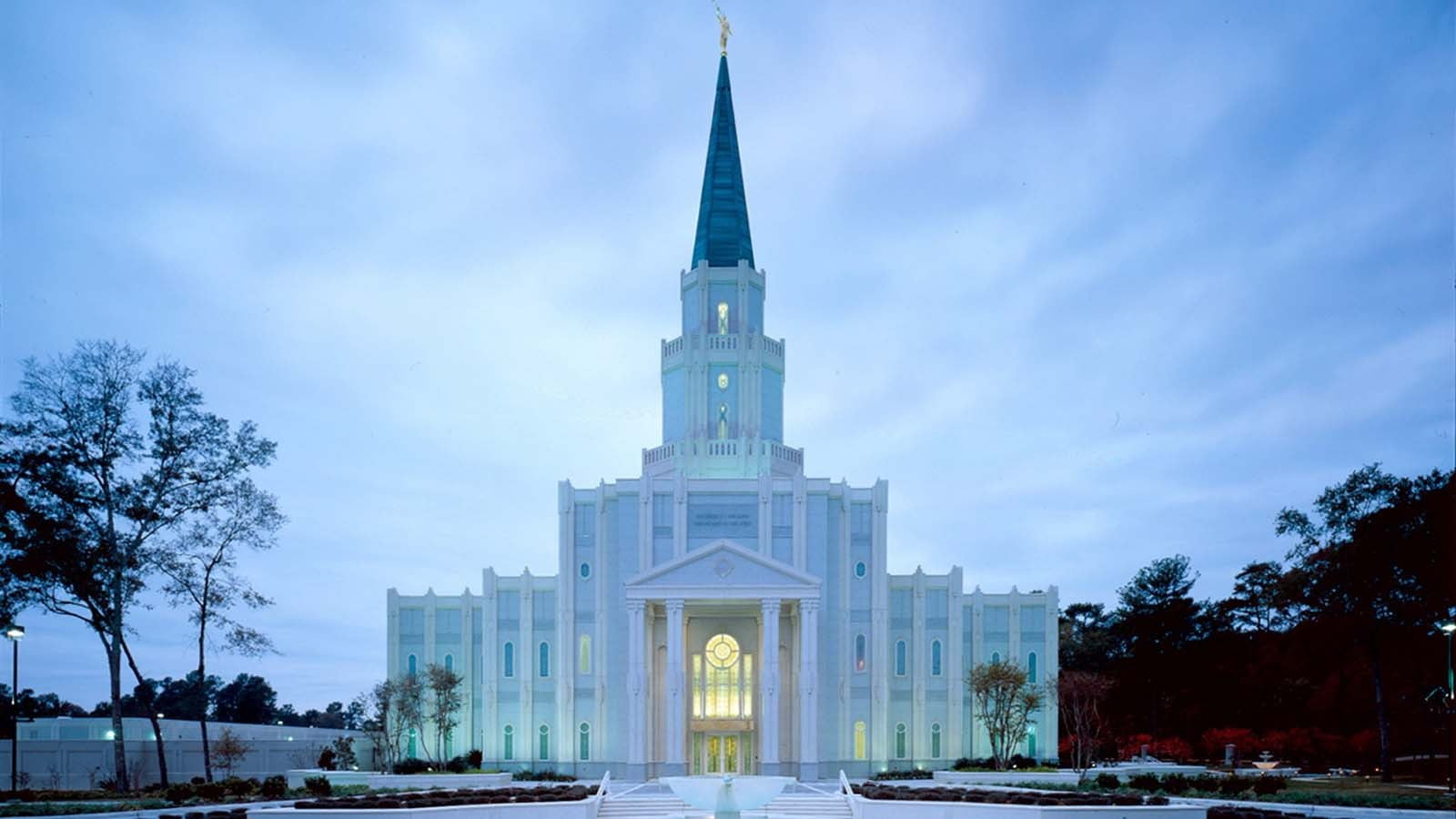 1600x900 White Concrete Building, Mormon, Temple, The Church Of Jesus Christ Of Latter Day Saints HD Wallpaper
