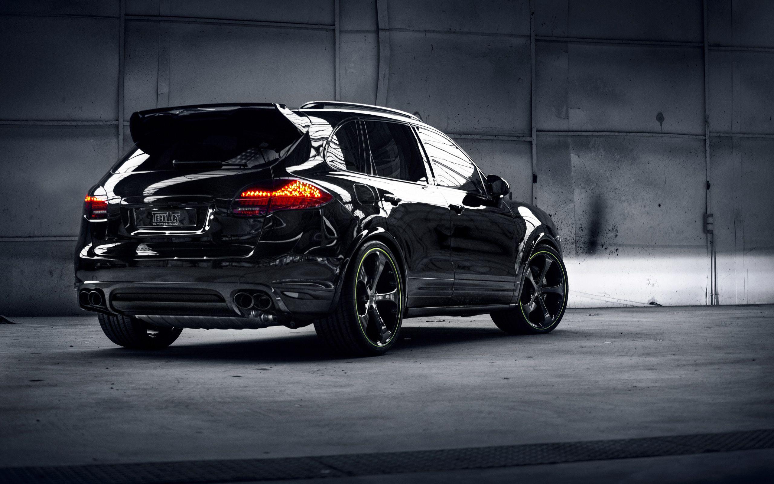 2560x1600 Porsche Cayenne Wallpaper