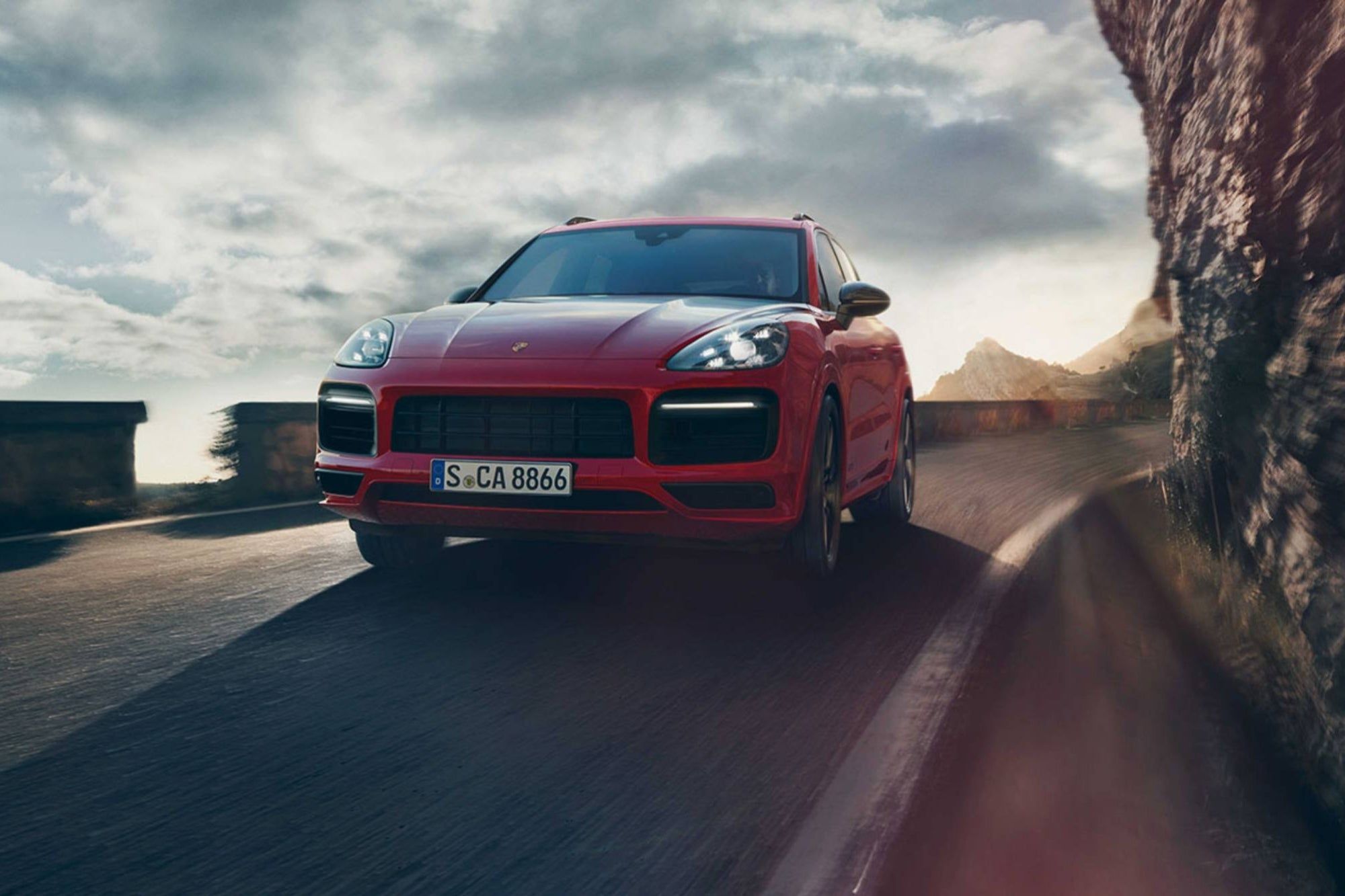 2000x1333 Trep's Choice: Porsche Cayenne GTS Coupé