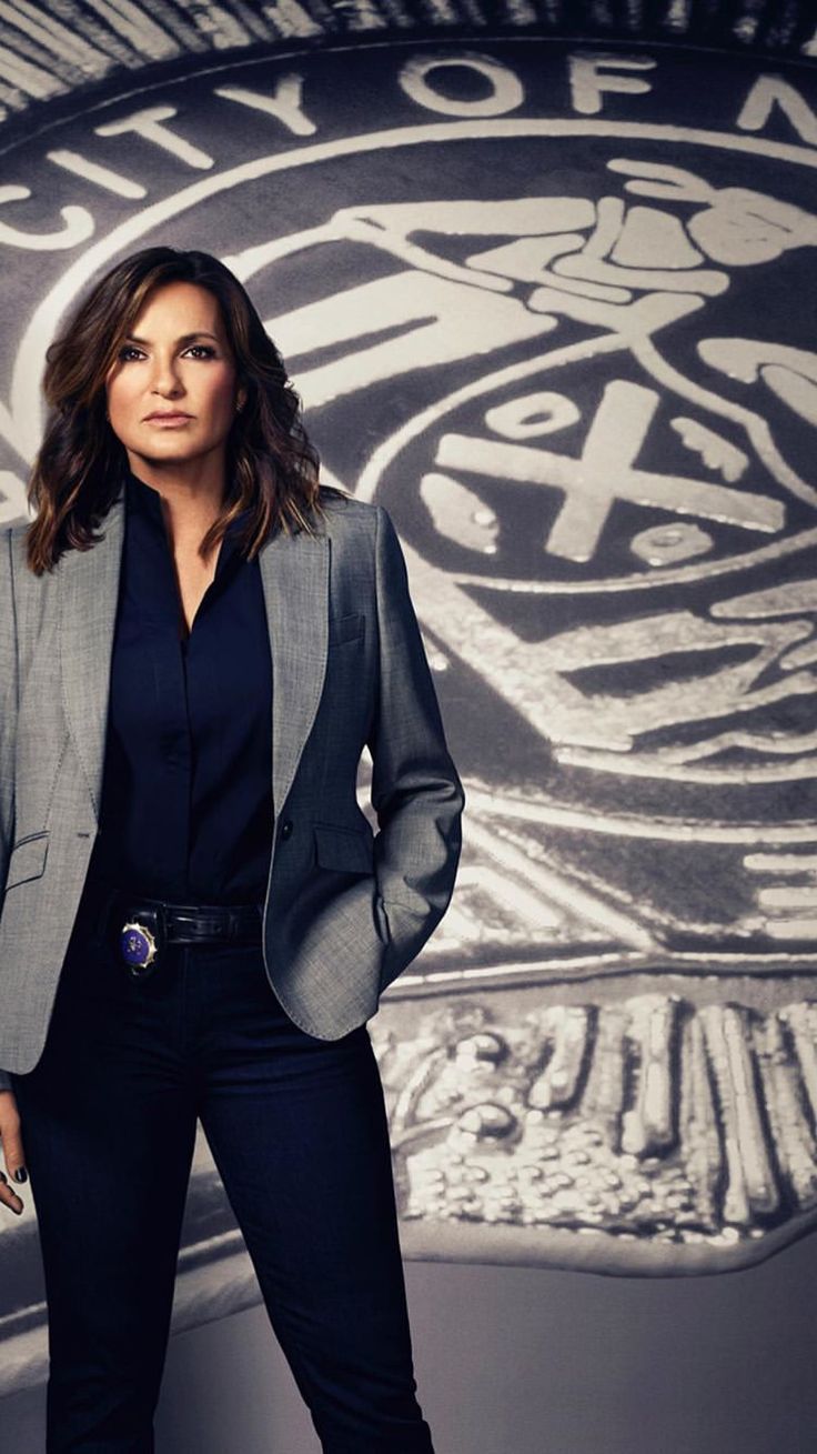 736x1309 Svu promo. Captain olivia benson, Detective benson, Power tailoring tailored blazer