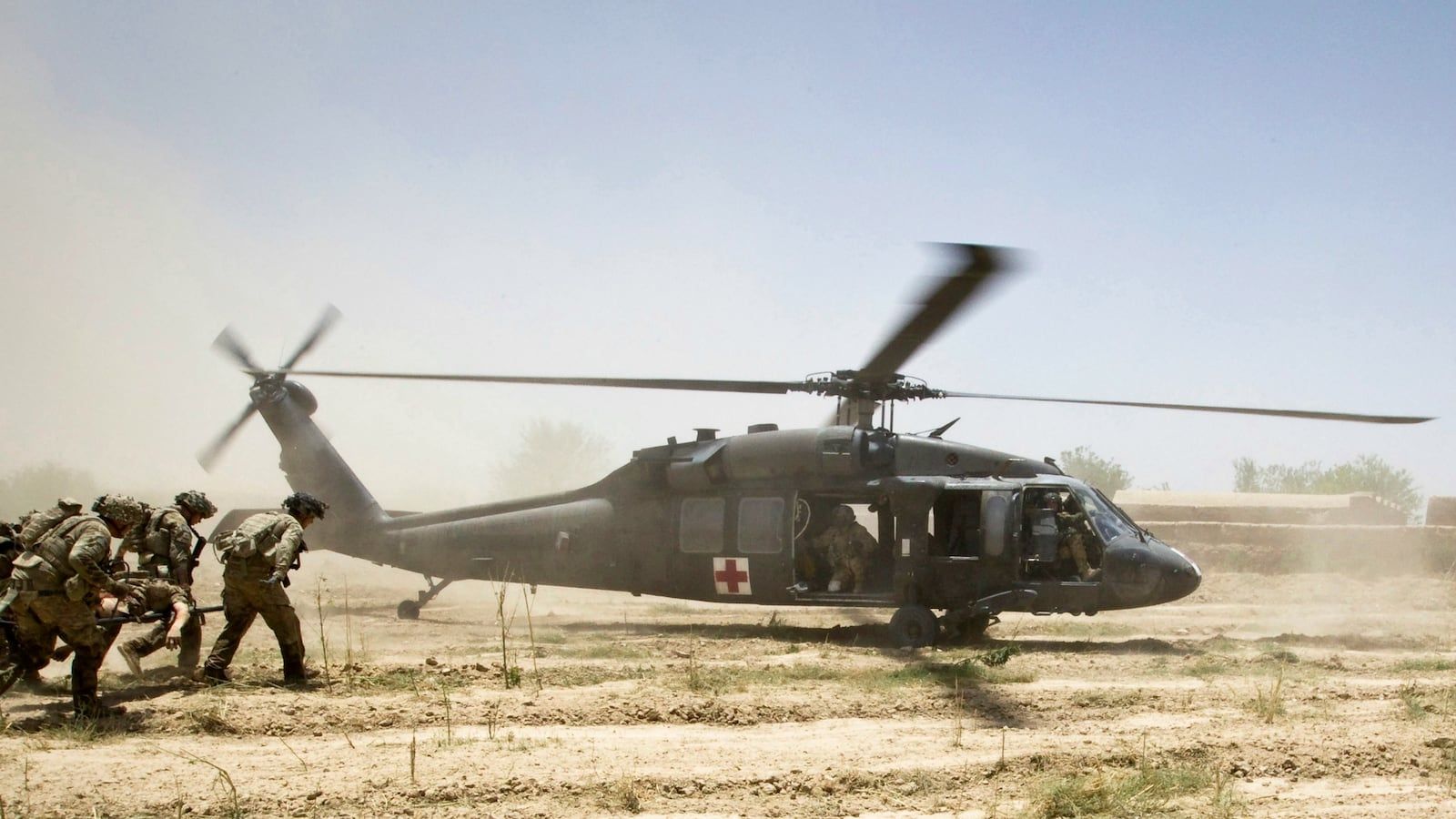 1600x900 U.S. Soldier Killed in Afganistan