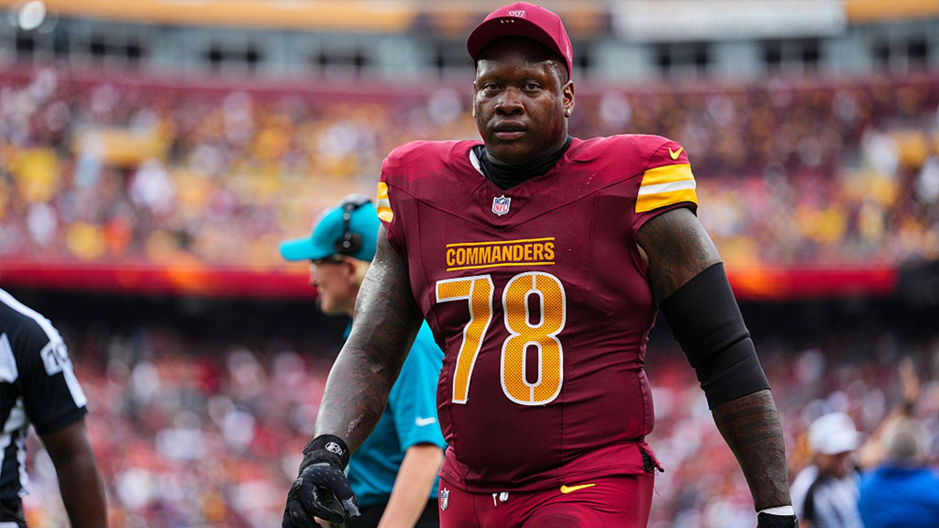 1920x1080 Commanders Tackle Laremy Tunsil To Miss 'Significant' Time With Tricep Injury