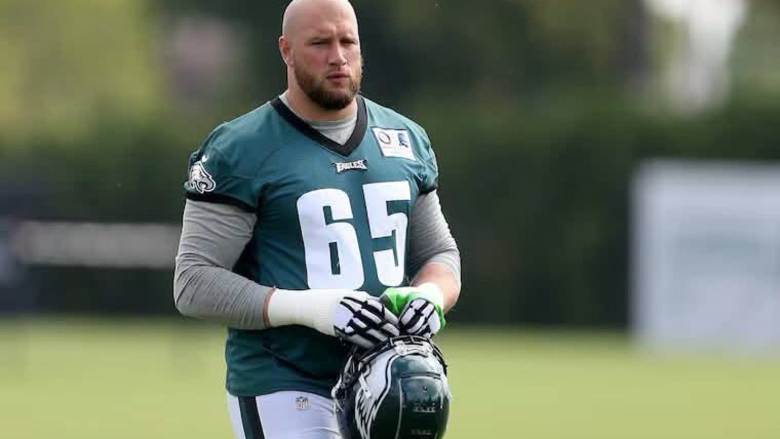 1600x900 Eagles Training Camp: Lane Johnson back in action