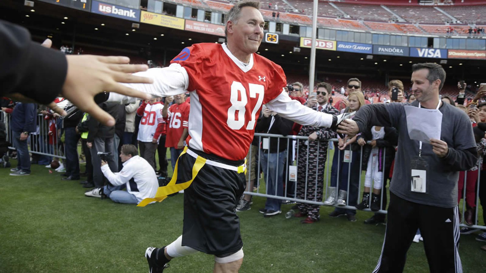 1600x900 49ers great Dwight Clark dies at 61 after battle with ALS San Francisco