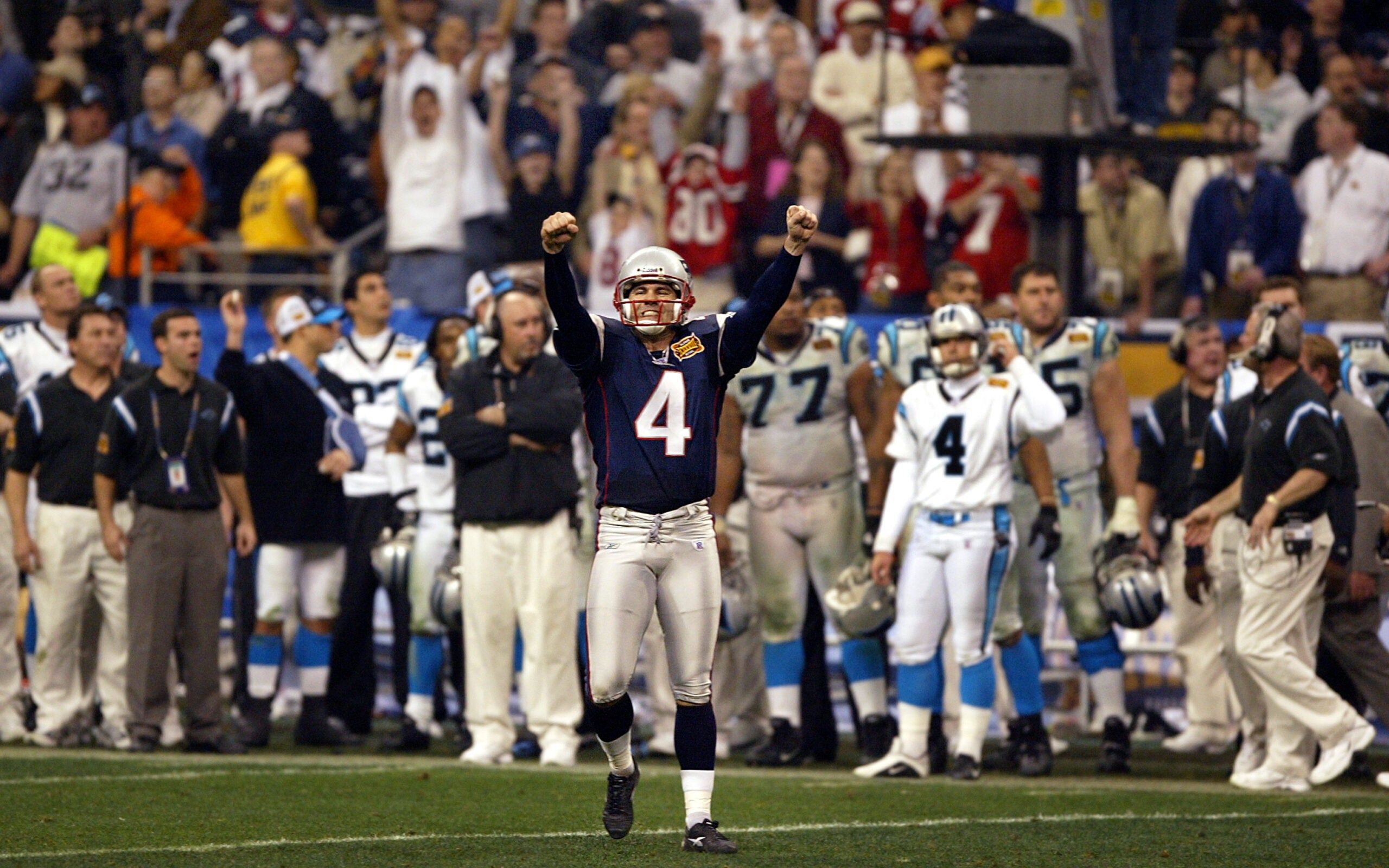 2560x1600 Adam Vinatieri Says He Wasn't Into Amsterdam's Red Light District During His NFL Europe Career