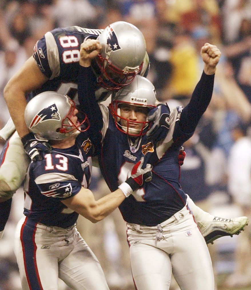 878x1014 Hall of Fame Vinatieri Football