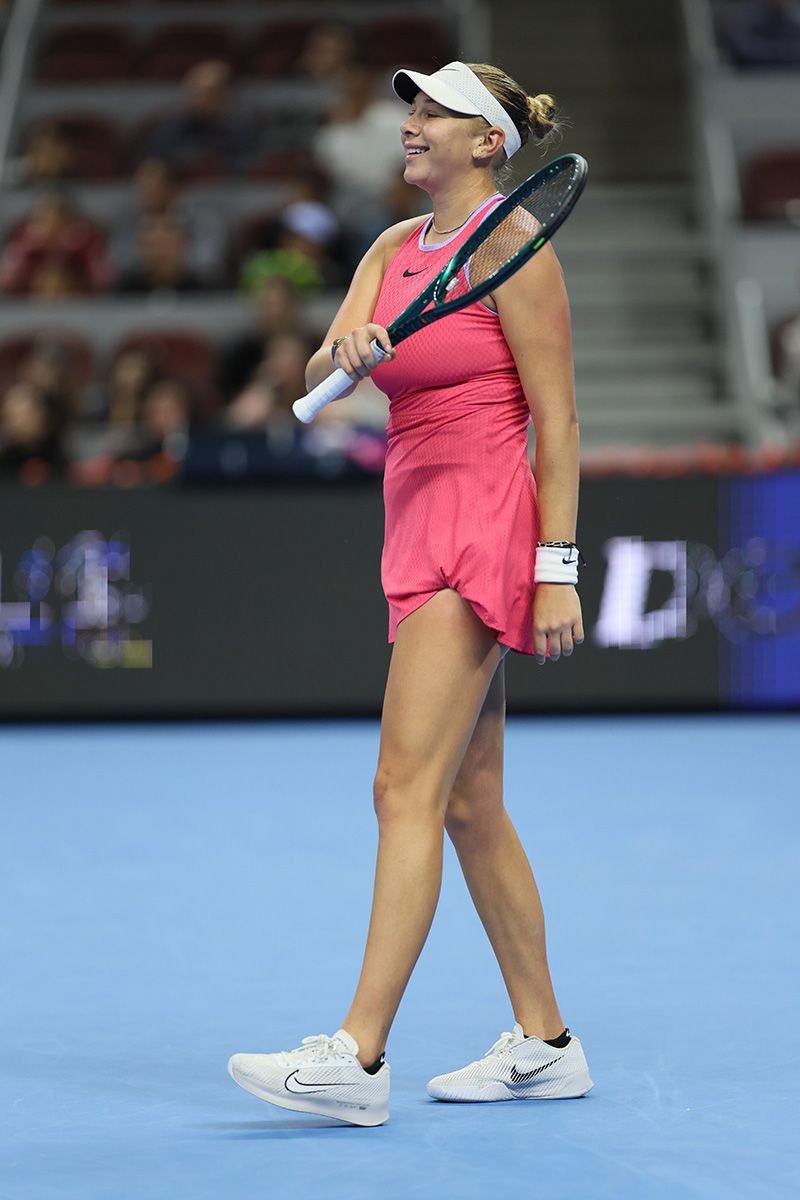 800x1200 Amanda Anisimova's Tennis Stylers [PHOTOS]