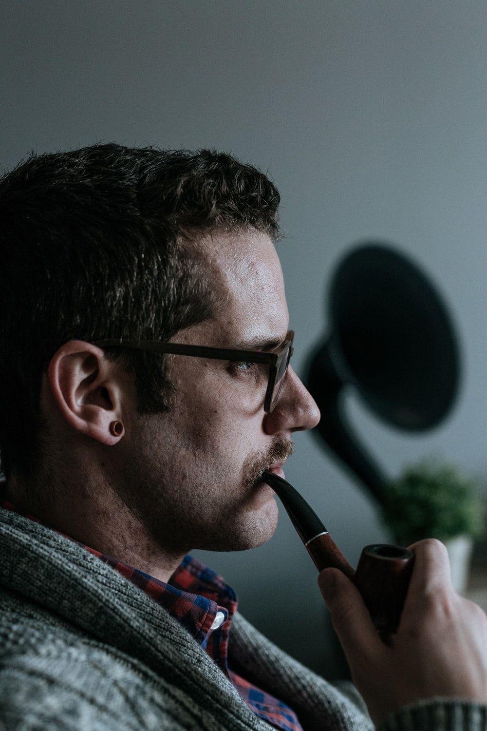 1000x1500 Smoking Pipe Picture. Download Free Image