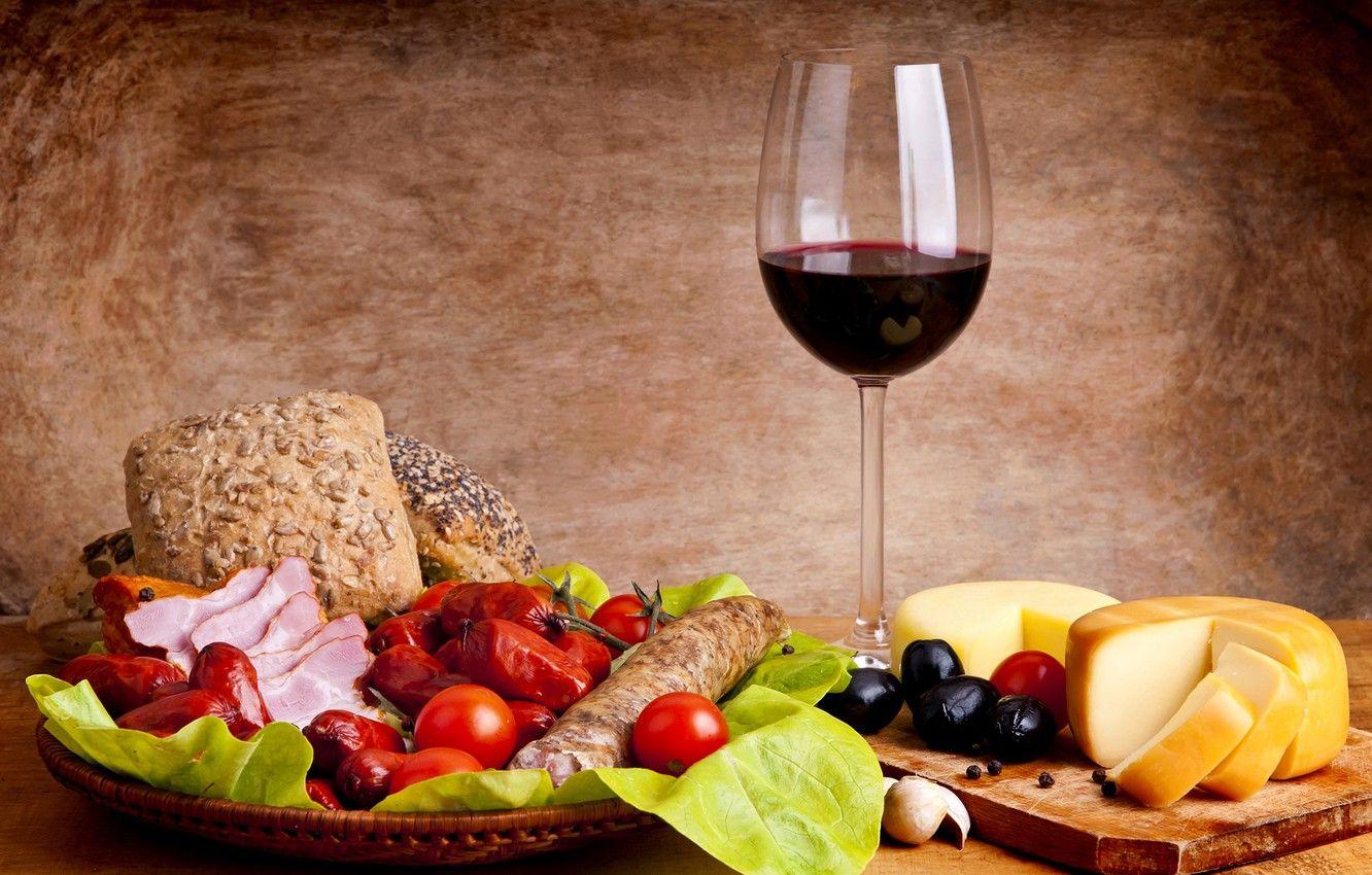 1332x850 Wallpaper wine, cheese, olives, sausage, buns, ham image for desktop, section еда