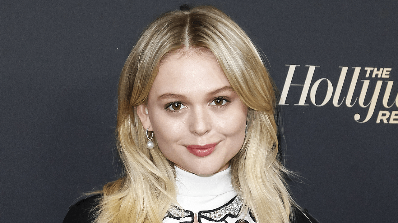1280x720 Emily Alyn Lind Teases 'Gossip Girl' Reboot And Returning For 'Baby Sitter: Killer Queen' (Exclusive)