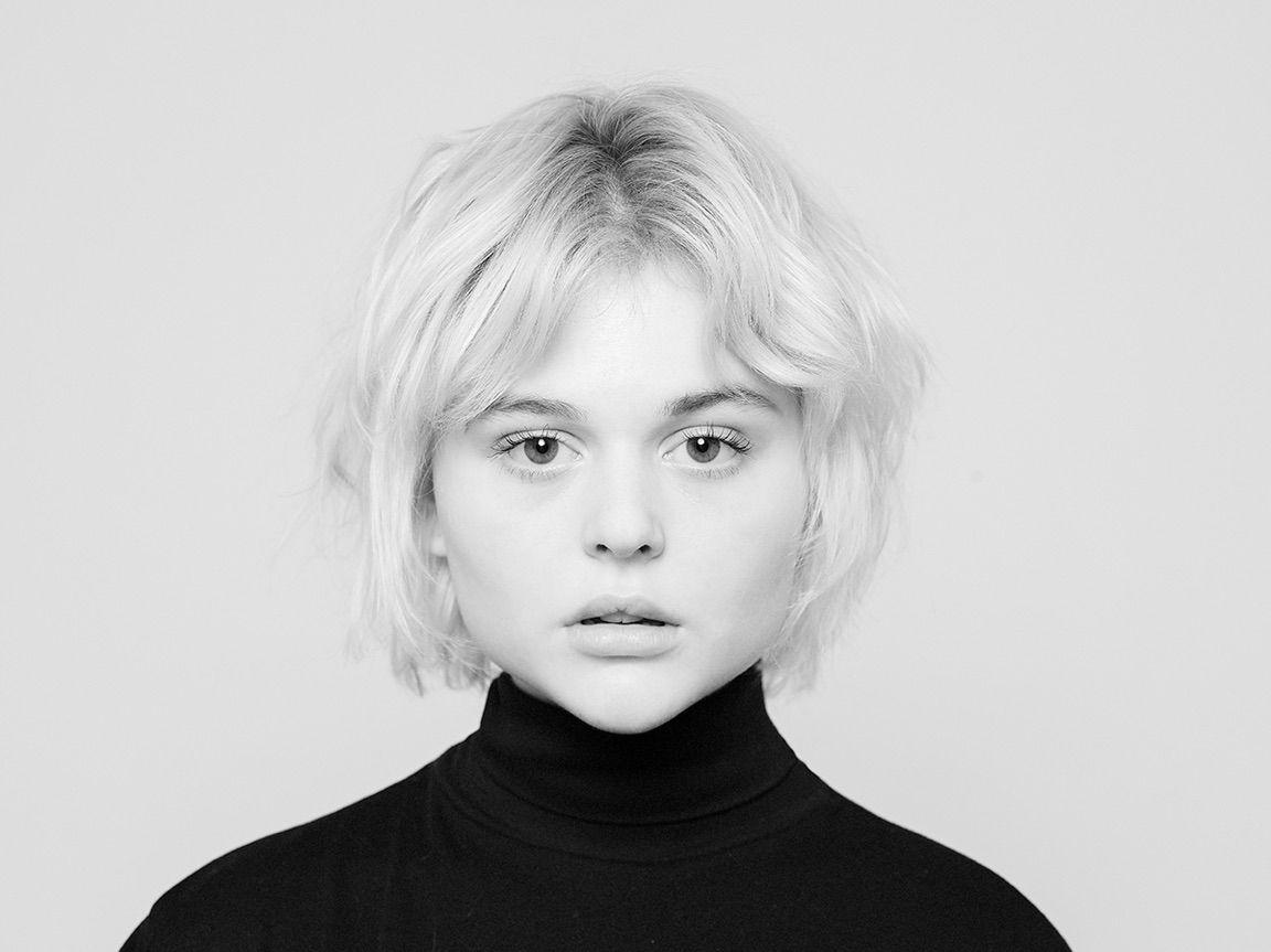1152x863 Emily Alyn Lind: Movies, TV