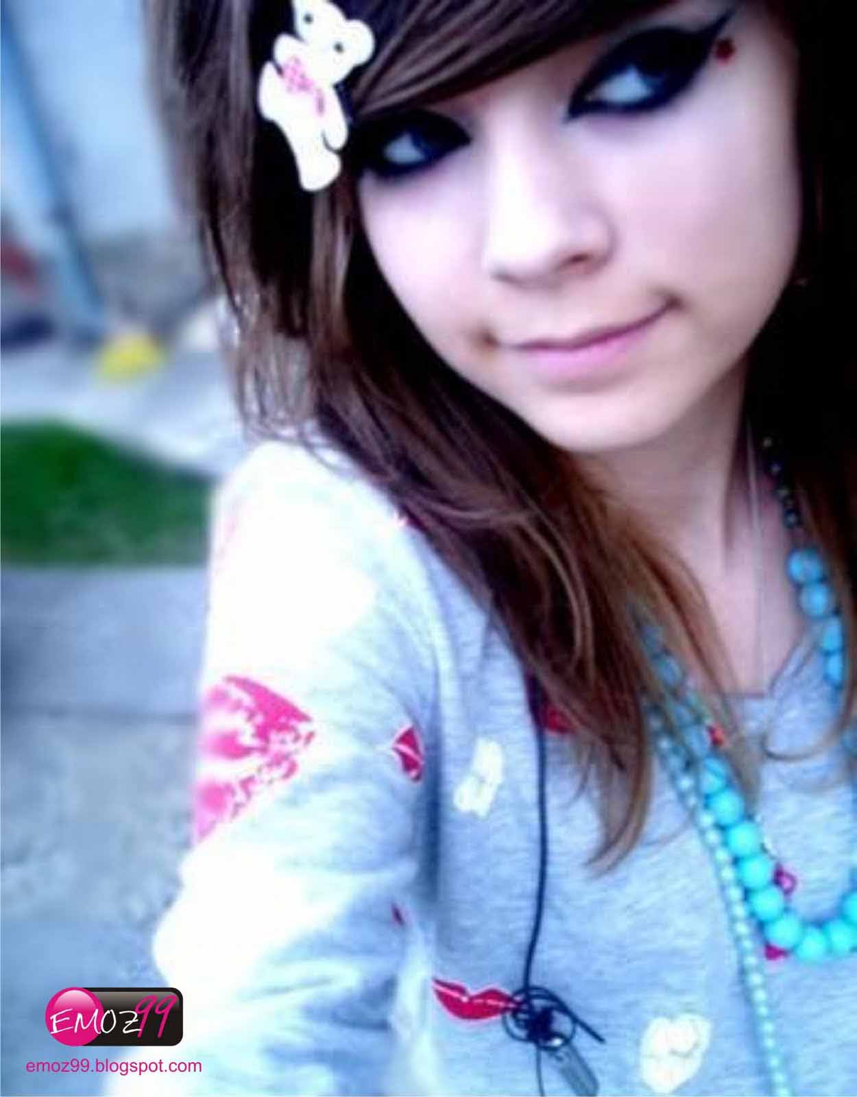 1250x1600 Emo Girls wallpaper W a l l p a p e r2014