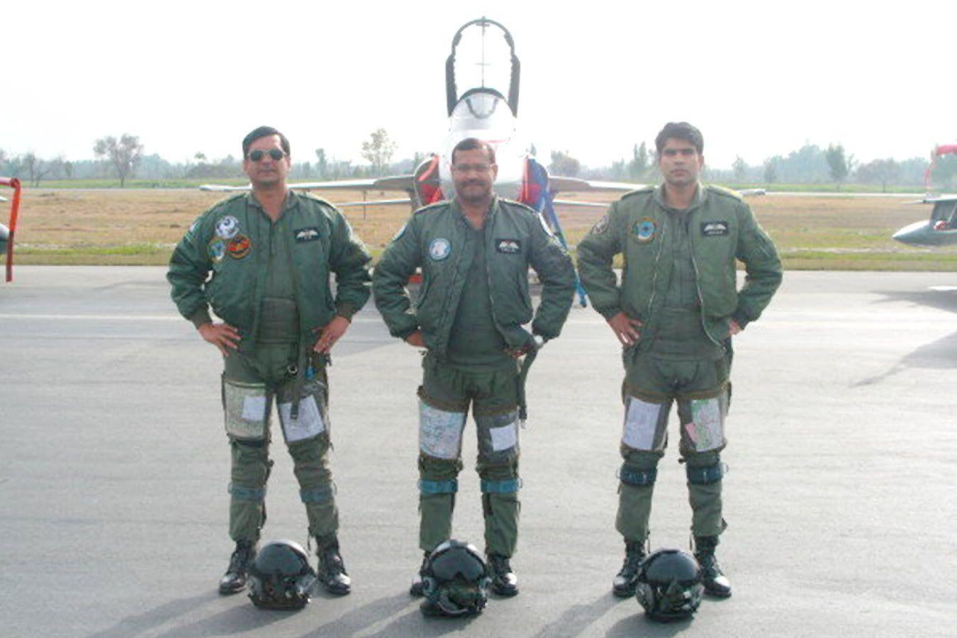 1350x900 Pakistan Air Force Paf New Wallpaper 2013 That Is Air Force Pilots Wallpaper & Background Download
