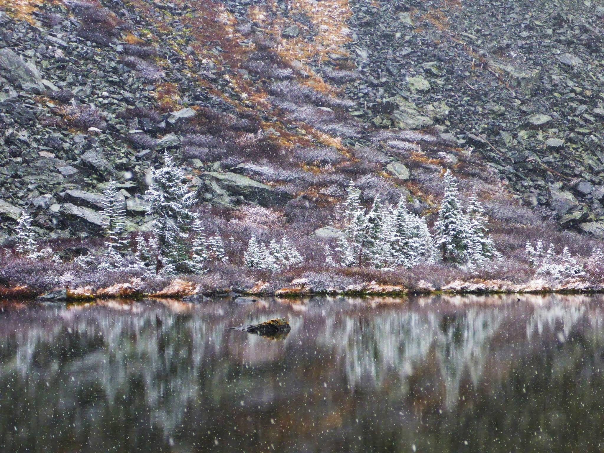 2048x1536 Winter is Coming to the Montana High Country in Paradise Valley HD wallpaper