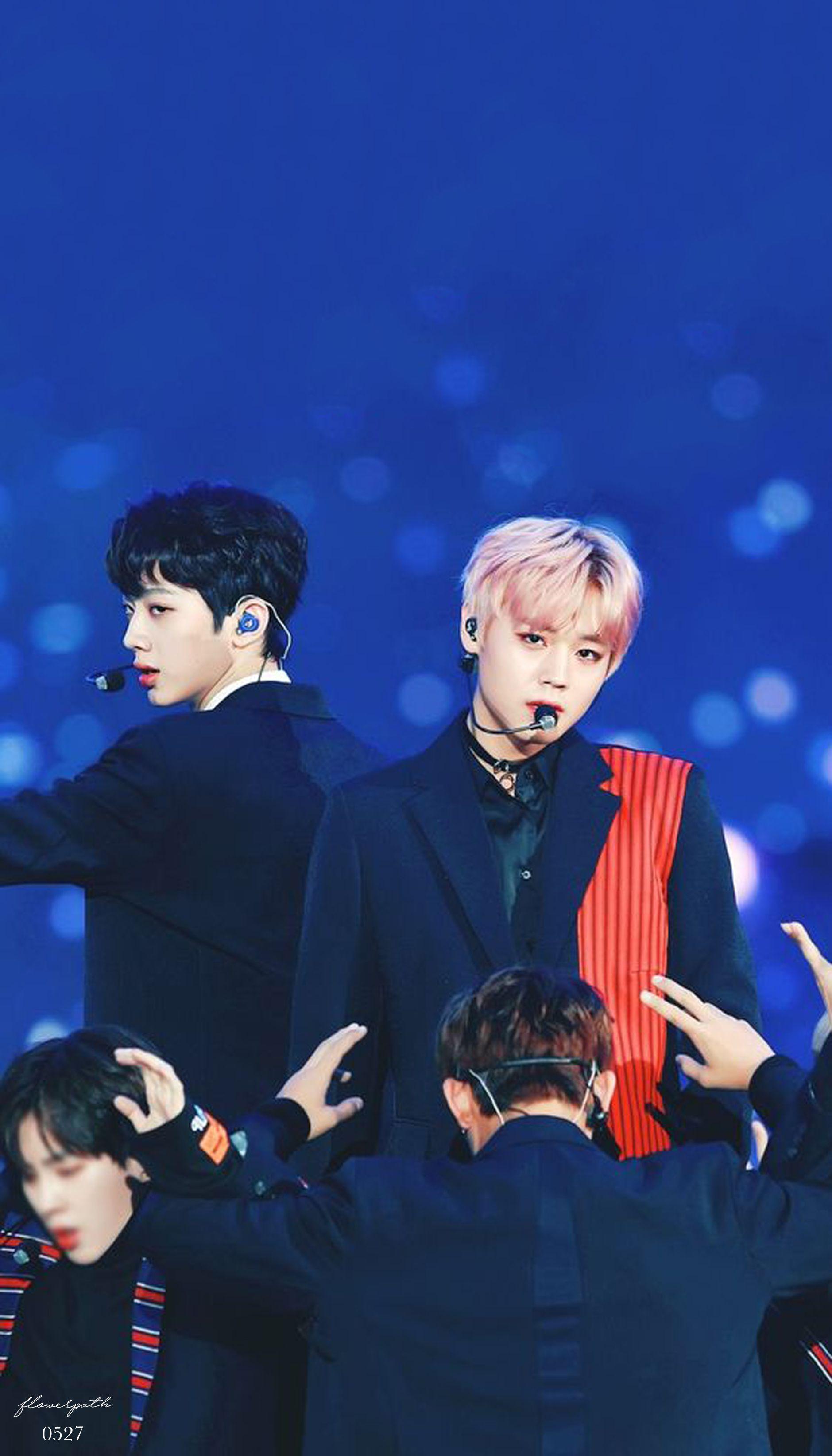 1879x3284 Wanna One Park Jihoon and Lai Guan Lin Wallpaper. Kpop wallpaper, Lai guanlin, First love