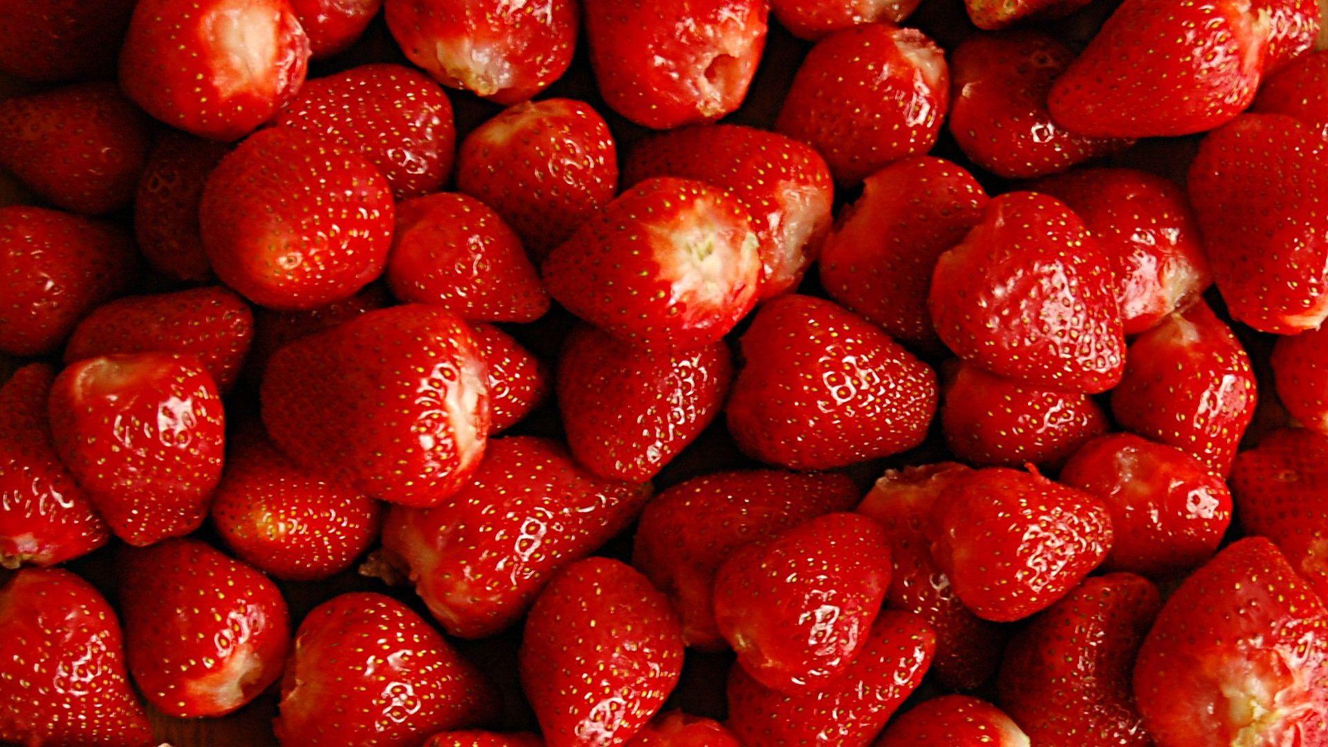 1920x1080 Strawberry Tag wallpaper: Strawberry Flowers Fruit Garden